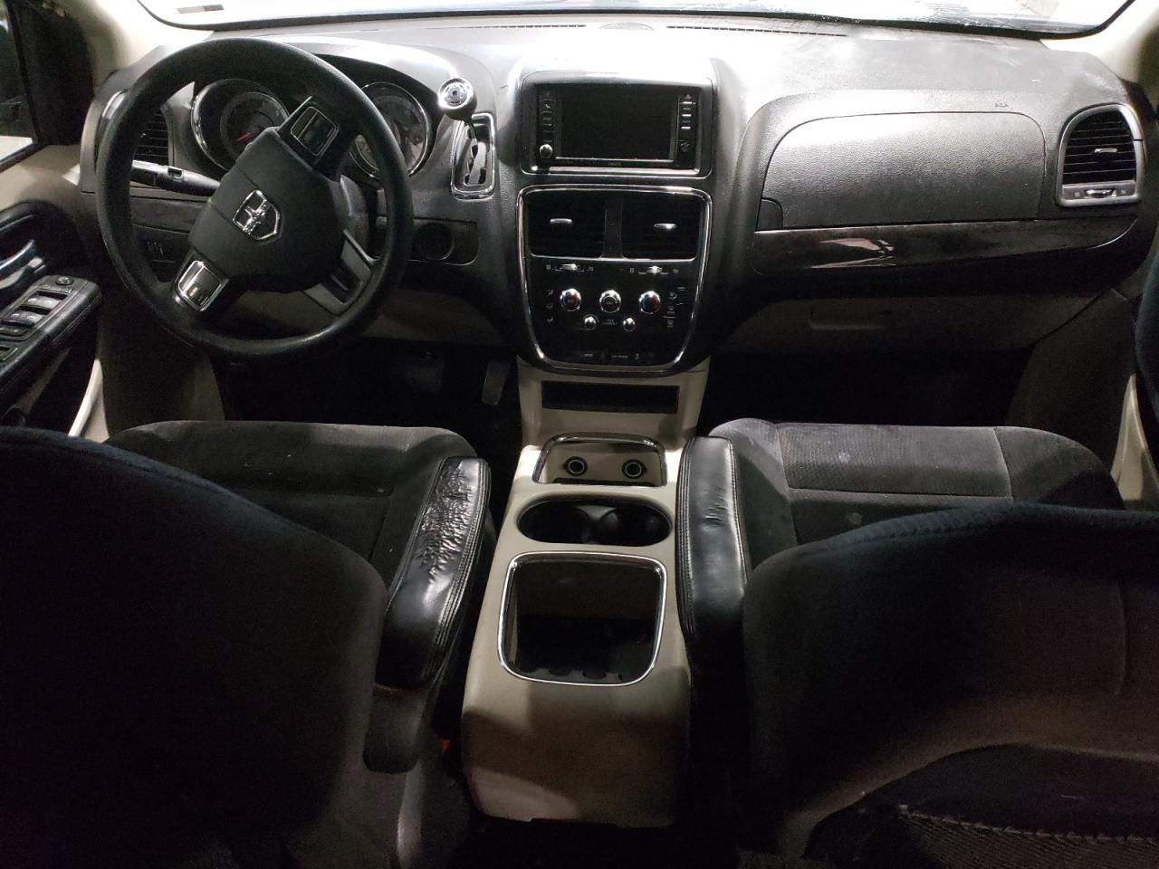 2014 Dodge Caravan - Image 8