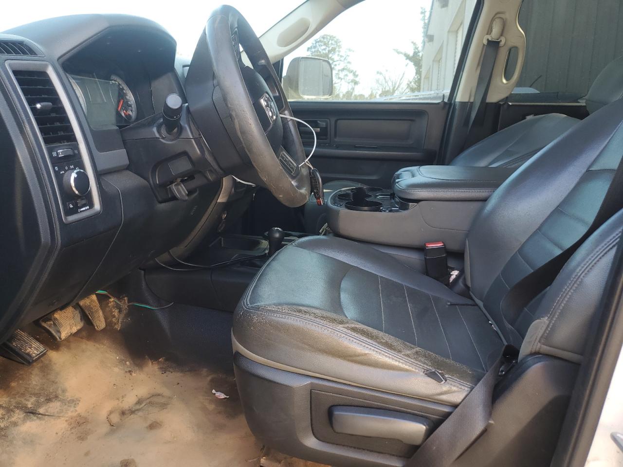 2015 RAM 2500 - Image 7