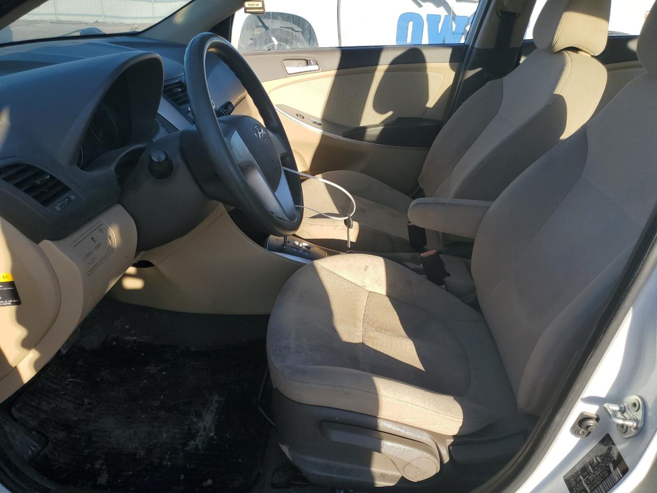 2013 Hyundai Accent - Image 7