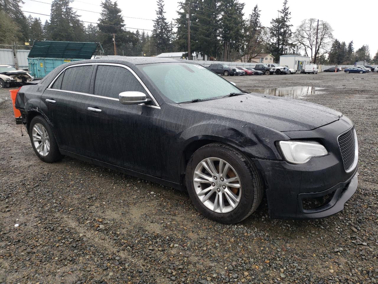 2017 Chrysler 300 - Image 4