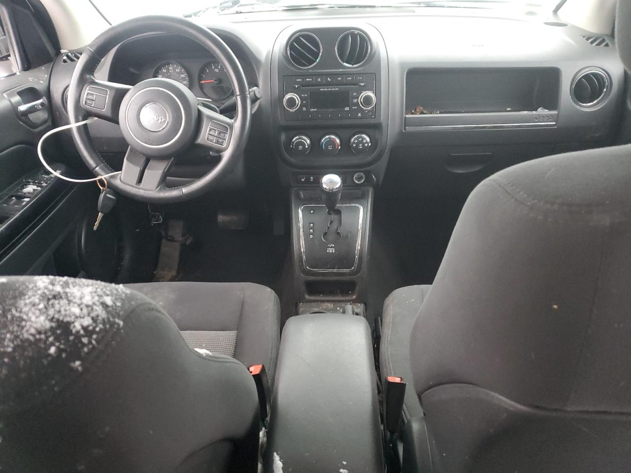 2012 Jeep Compass - Image 8