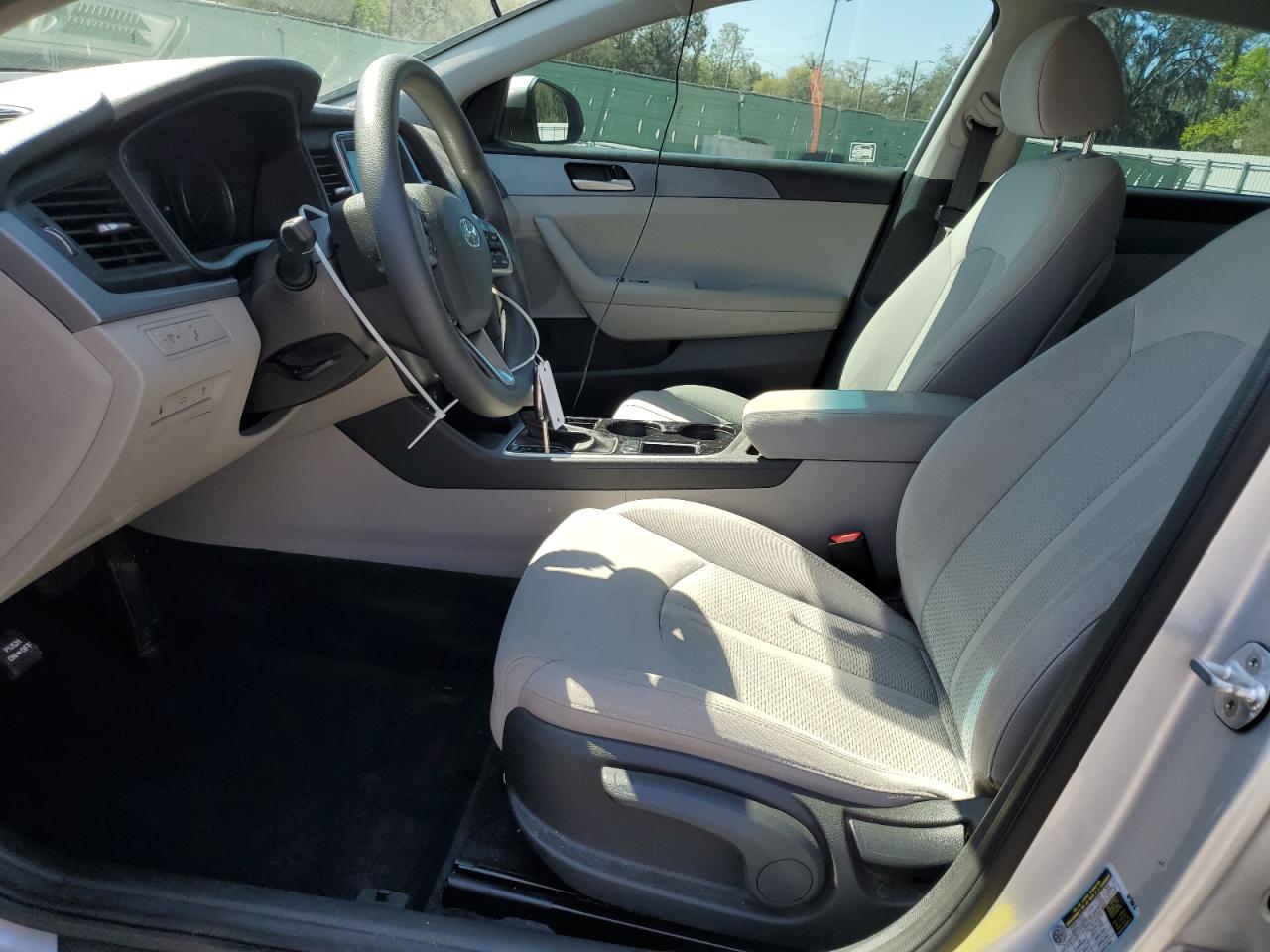 2018 Hyundai Sonata - Image 7