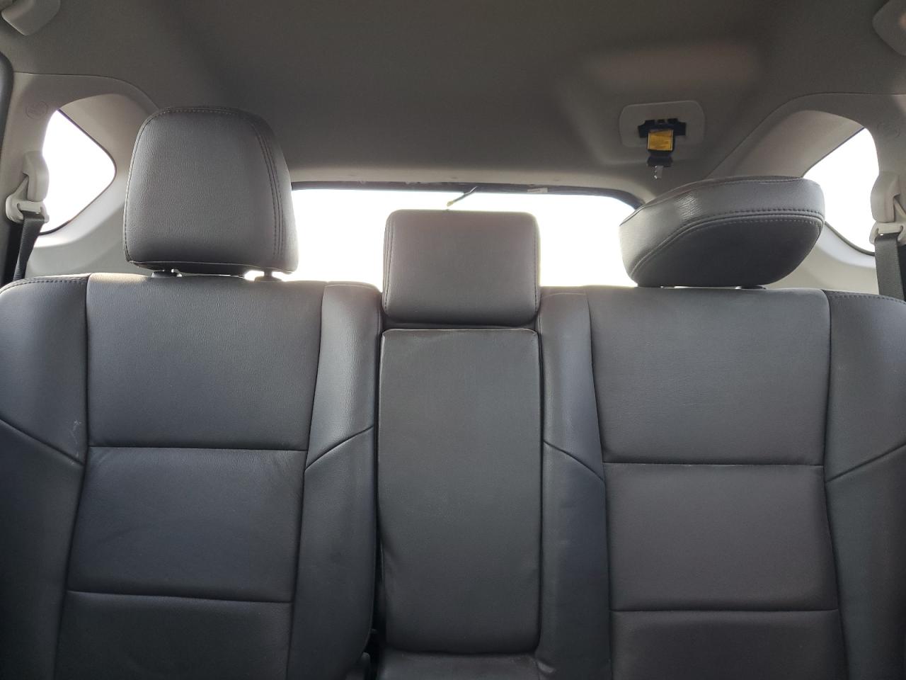 2016 Toyota RAV 4 - Image 10