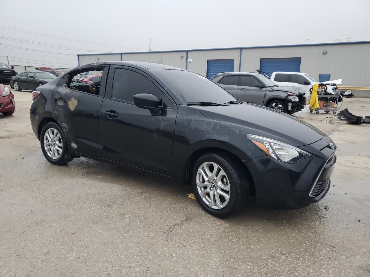 2018 Toyota Yaris - Image 4