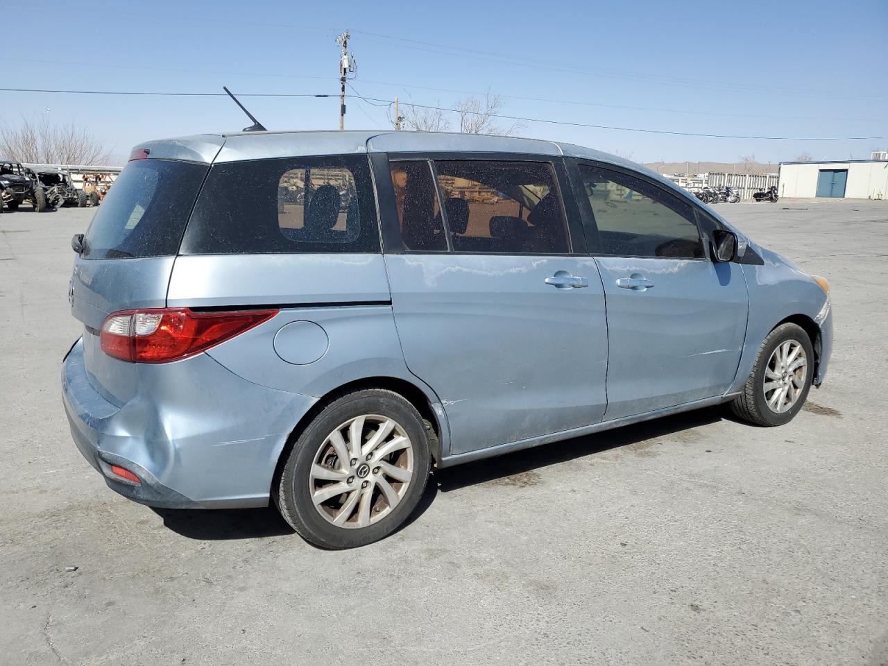 2013 Mazda 5 - Image 3
