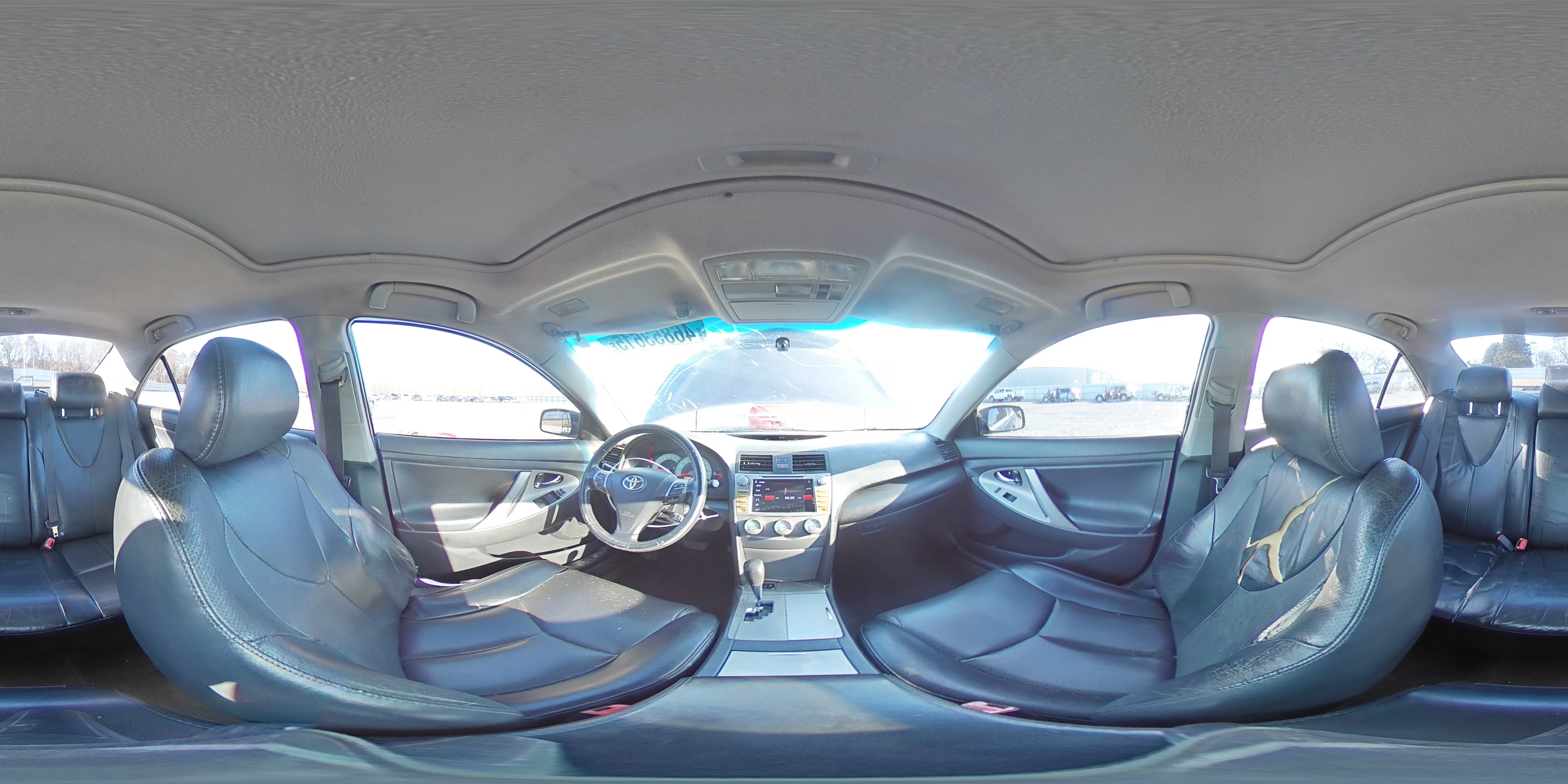 2009 Toyota Camry - Image 13