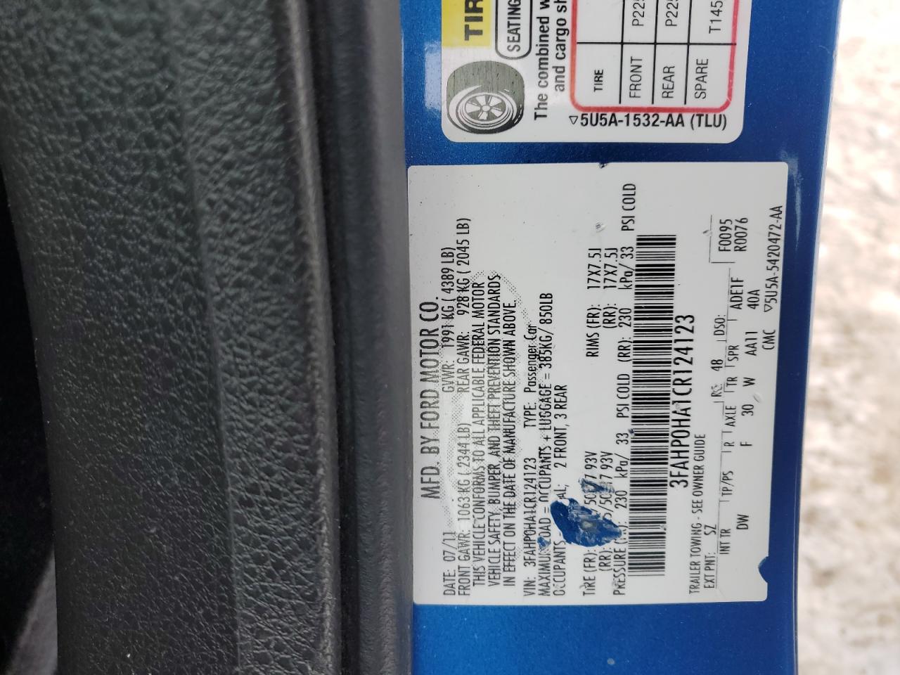 2012 Ford Fusion - Image 12