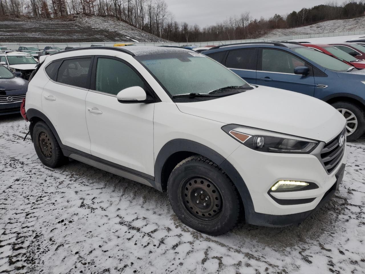 2017 Hyundai Tucson - Image 4