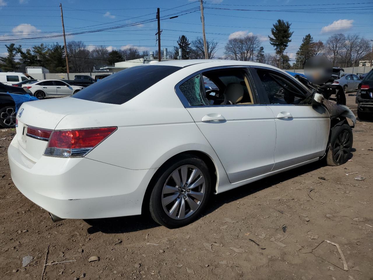 2012 Honda Accord - Image 3