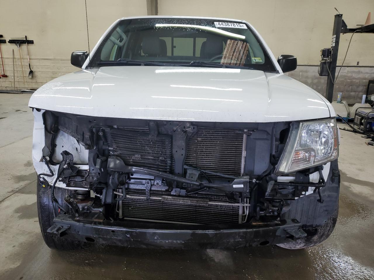 2019 Nissan Navara (Frontier) - Image 5