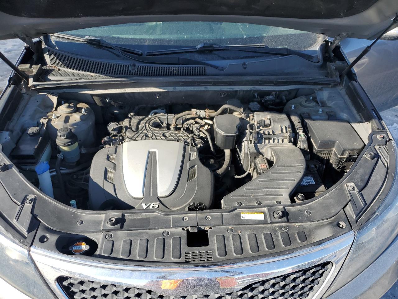 2012 Kia Sorento - Image 12