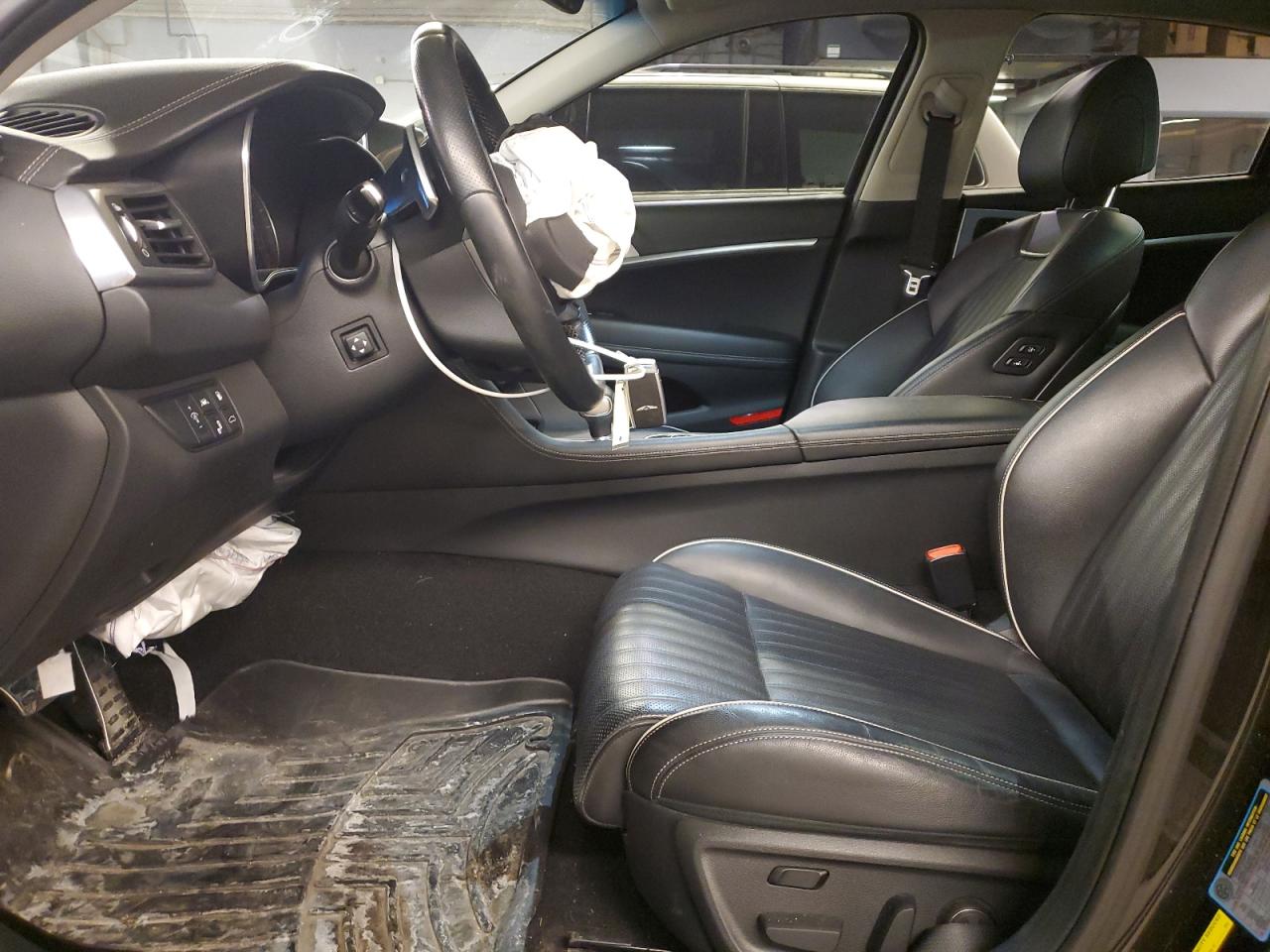 2019 Genesis G70 - Image 7