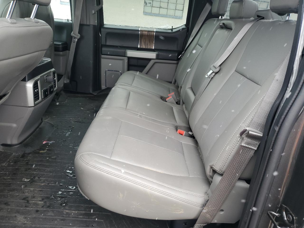 2018 Ford F-150 - Image 10