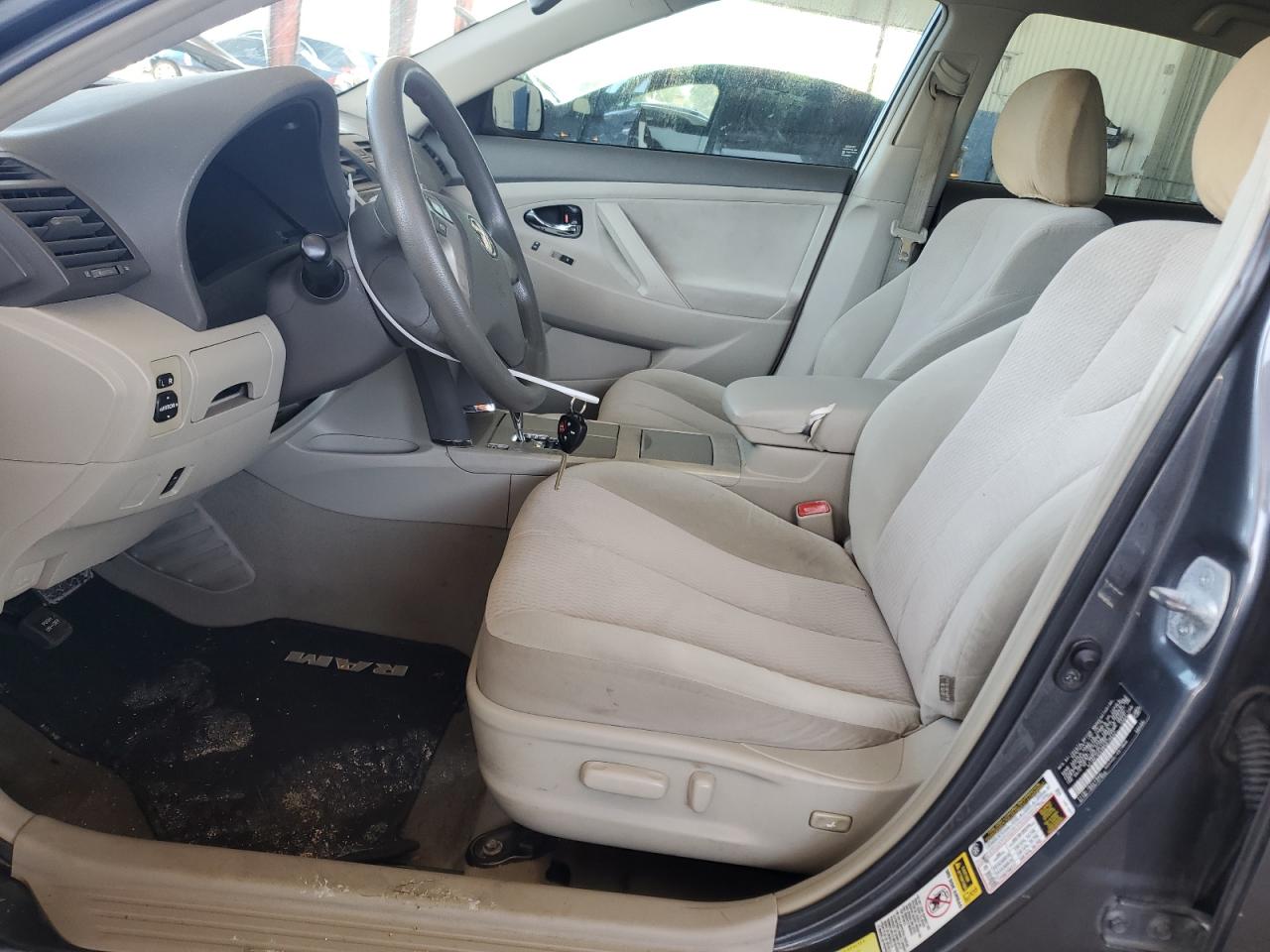 2011 Toyota Camry - Image 7