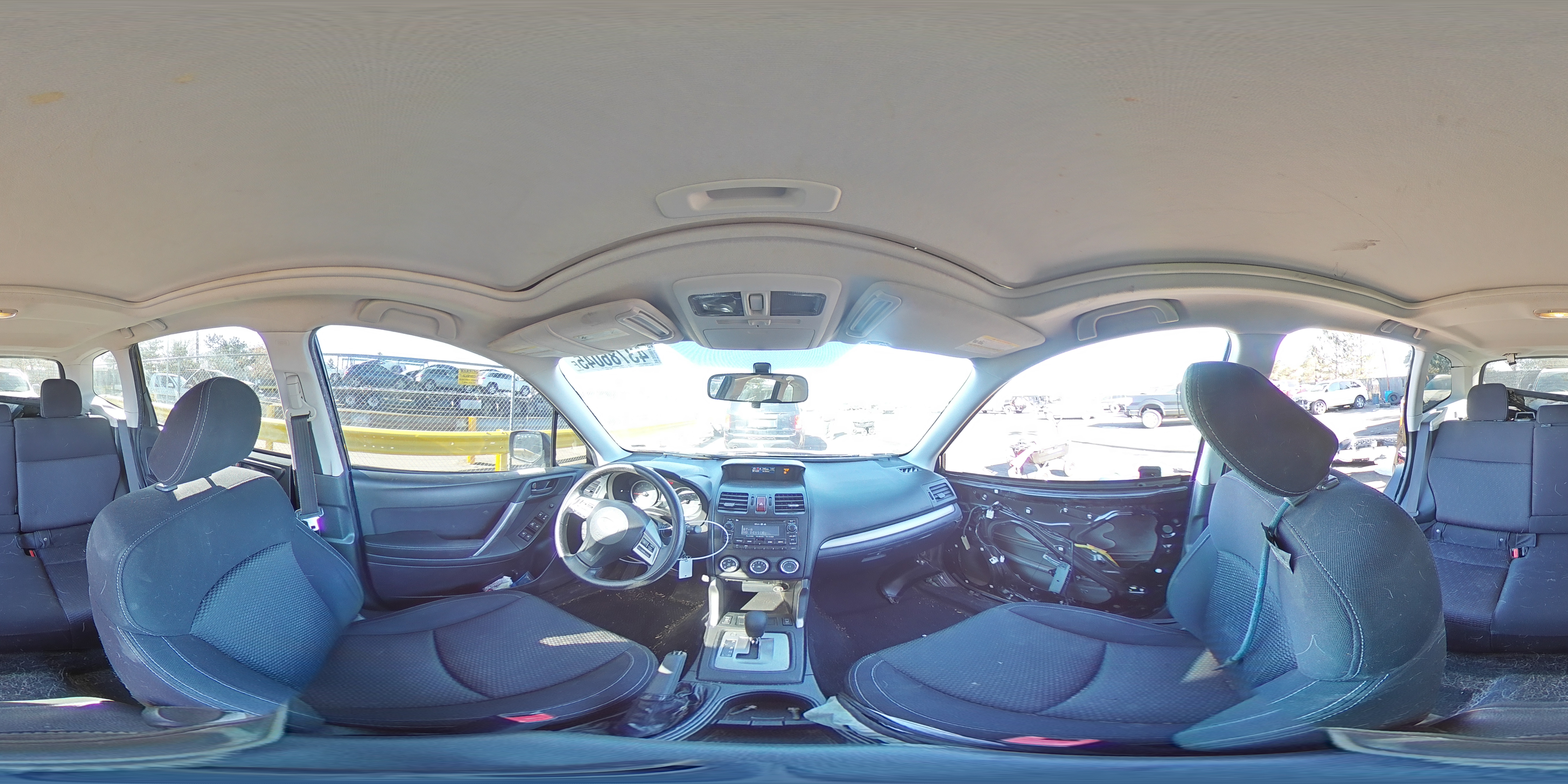 2015 Subaru Forester - Image 13