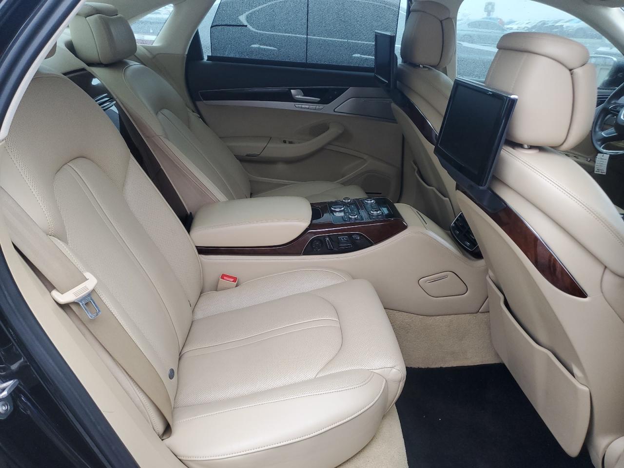 2013 Audi A8 - Image 10