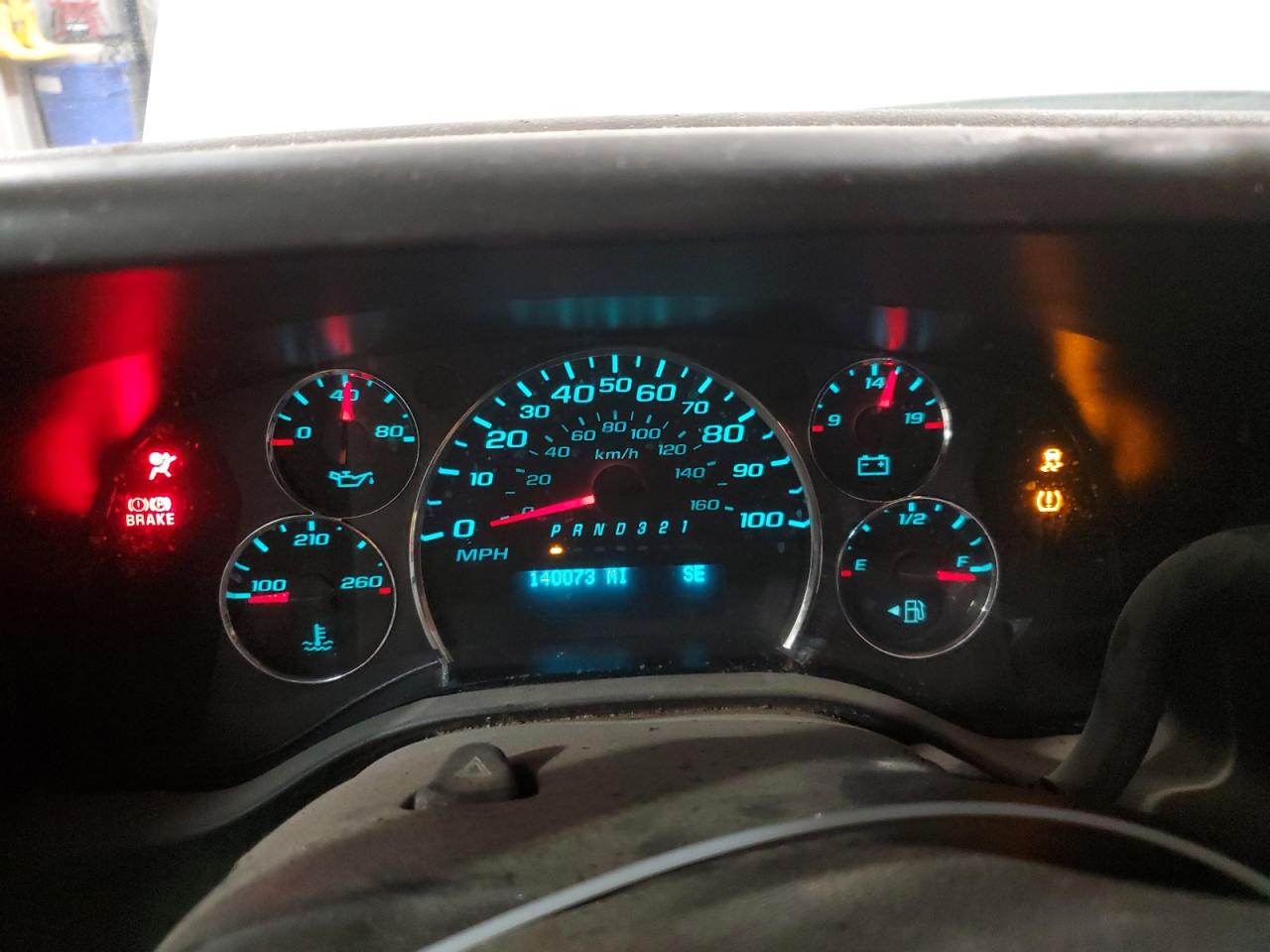 2014 Chevrolet Express - Image 9