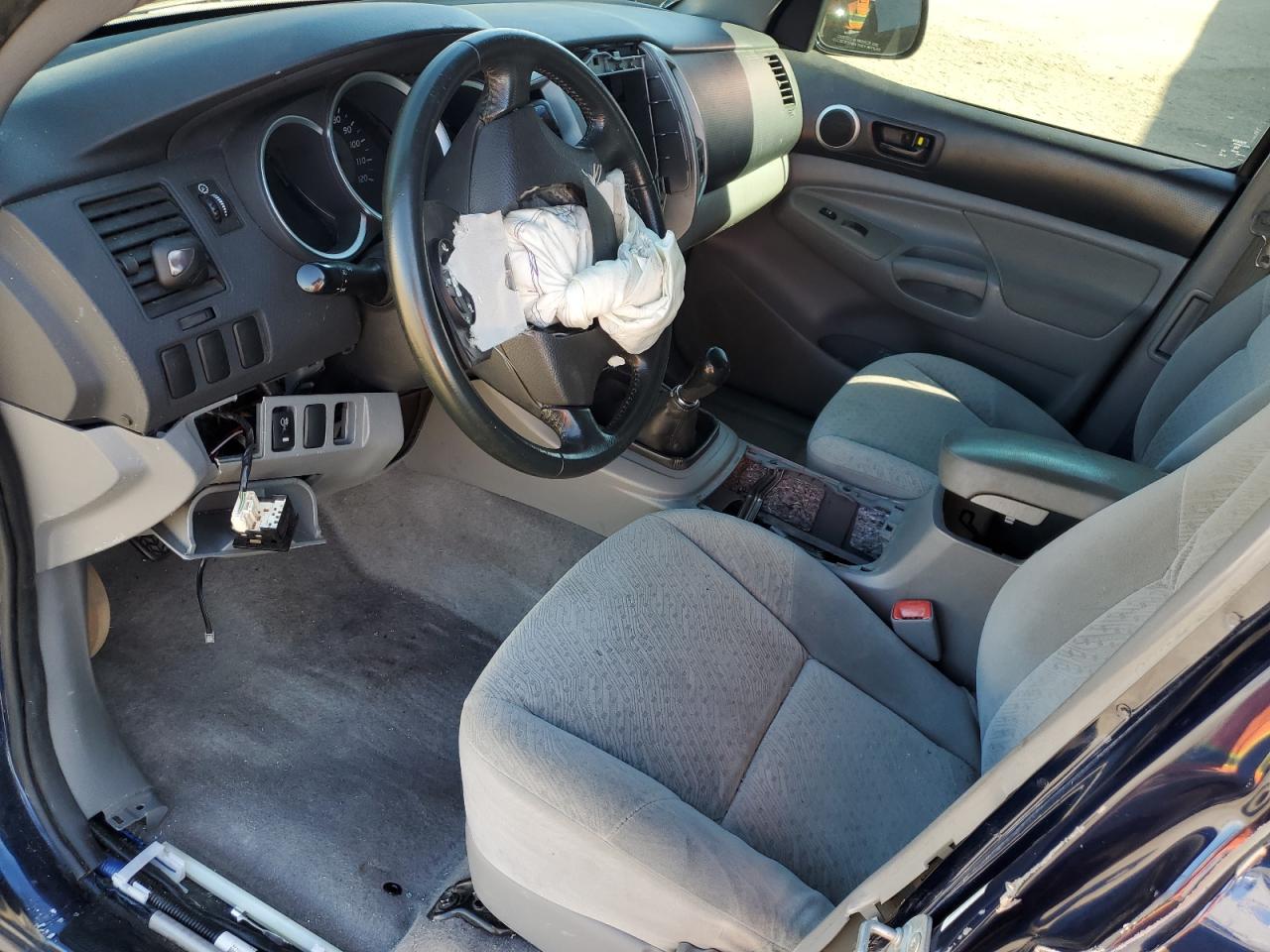 2006 Toyota Tacoma - Image 8