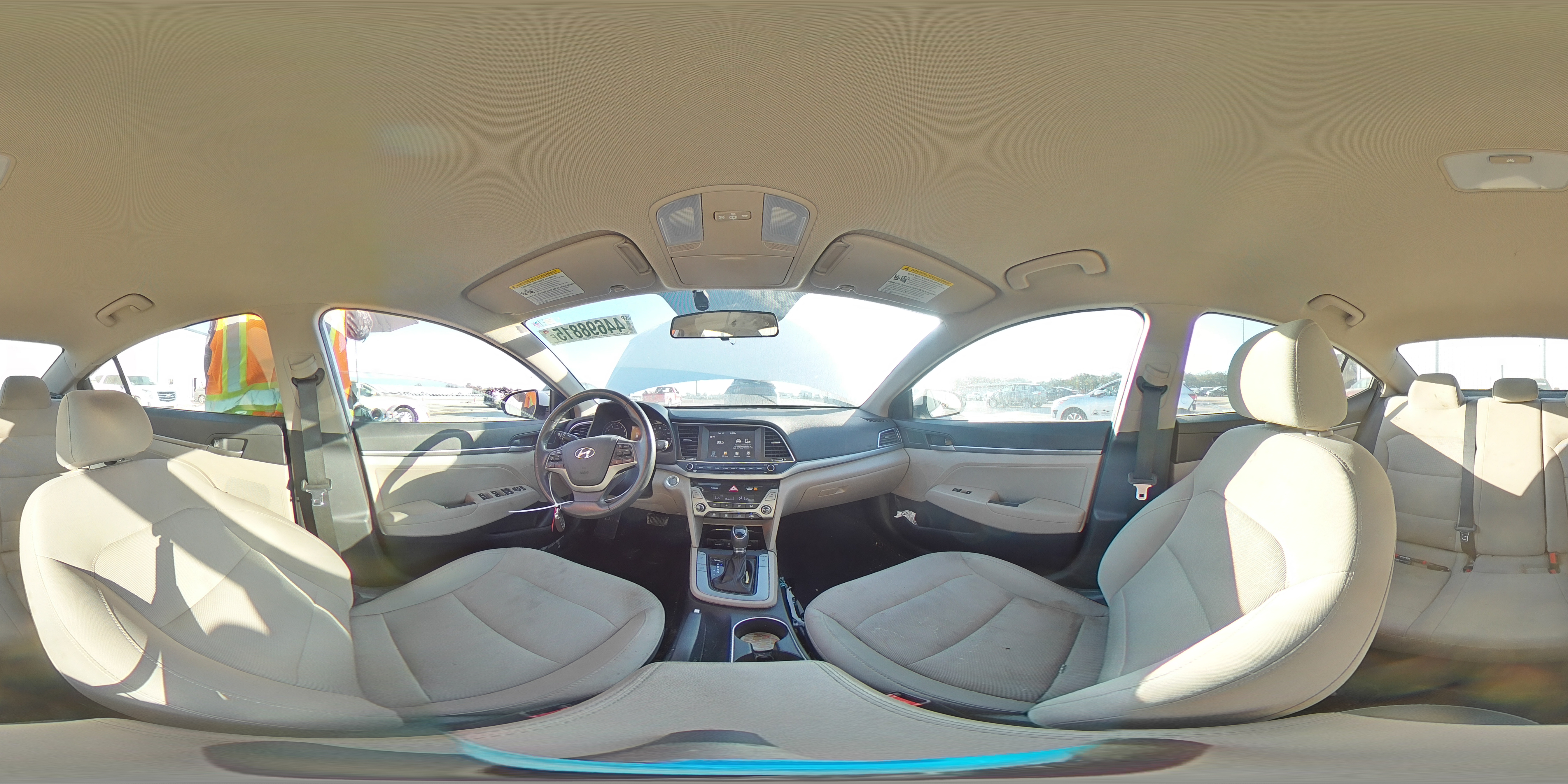 2017 Hyundai Elantra - Image 14