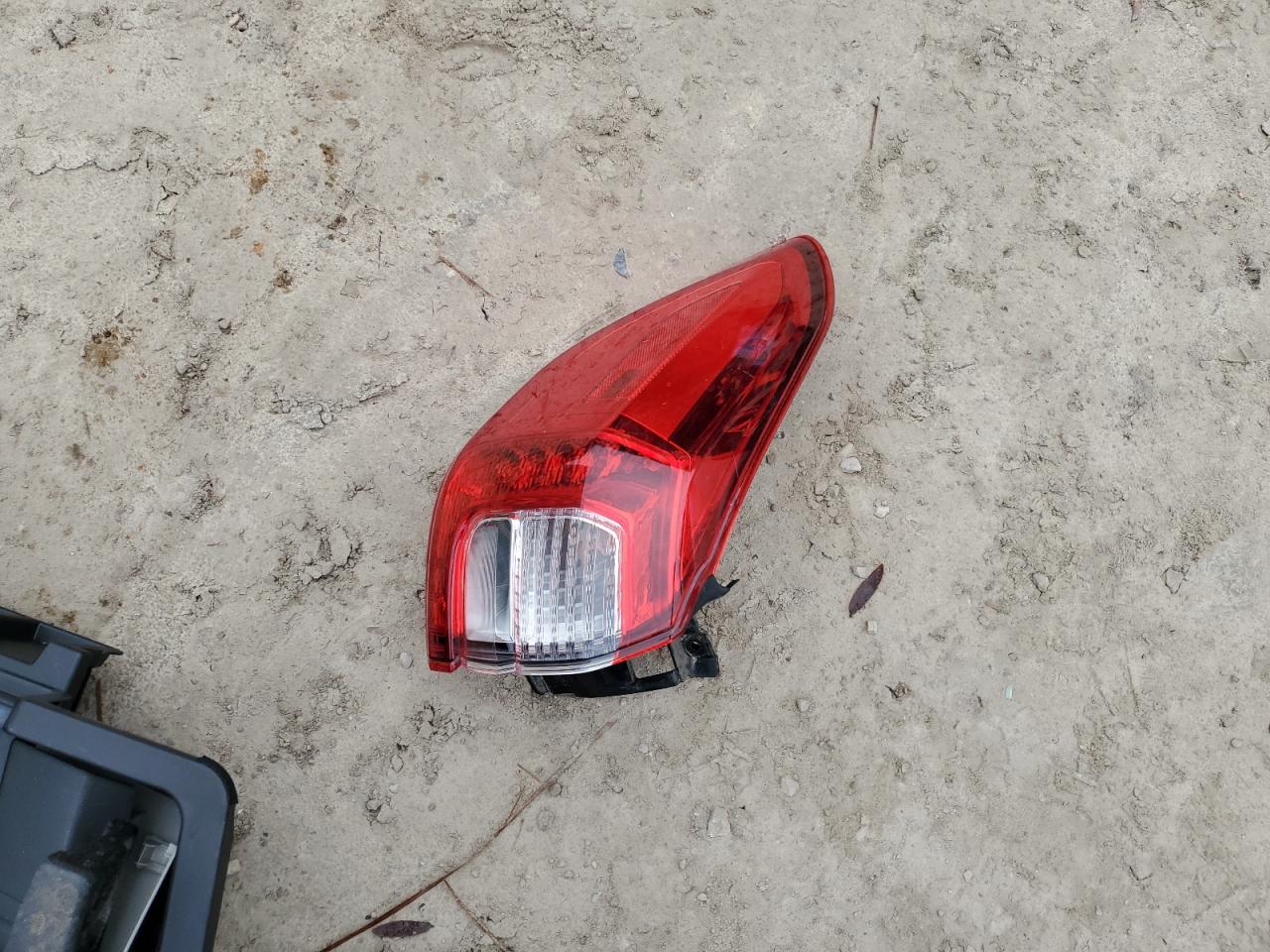2021 Subaru Ascent - Image 13
