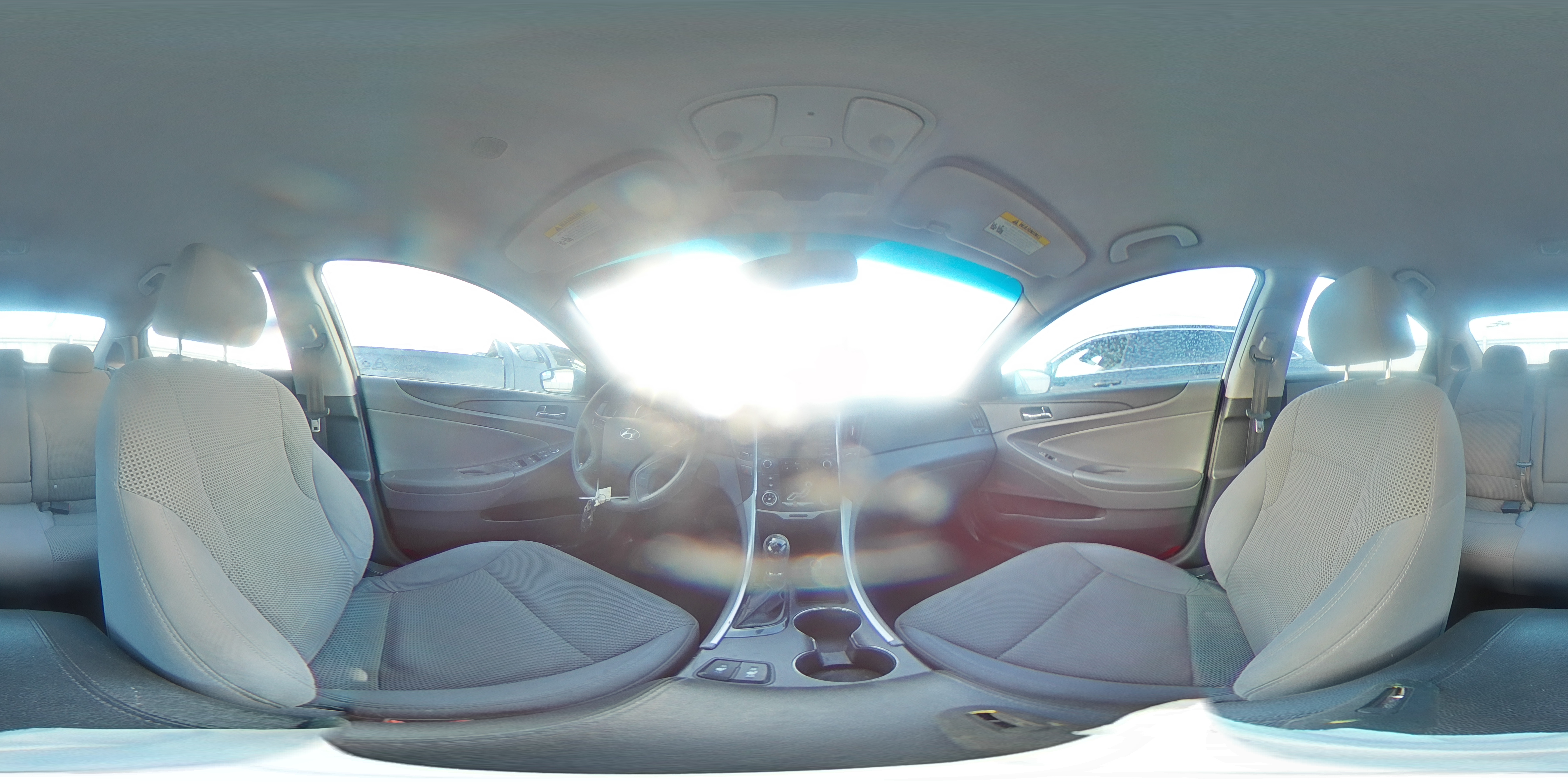 2013 Hyundai Sonata - Image 12