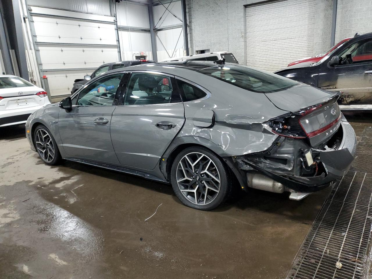 2022 Hyundai Sonata - Image 2
