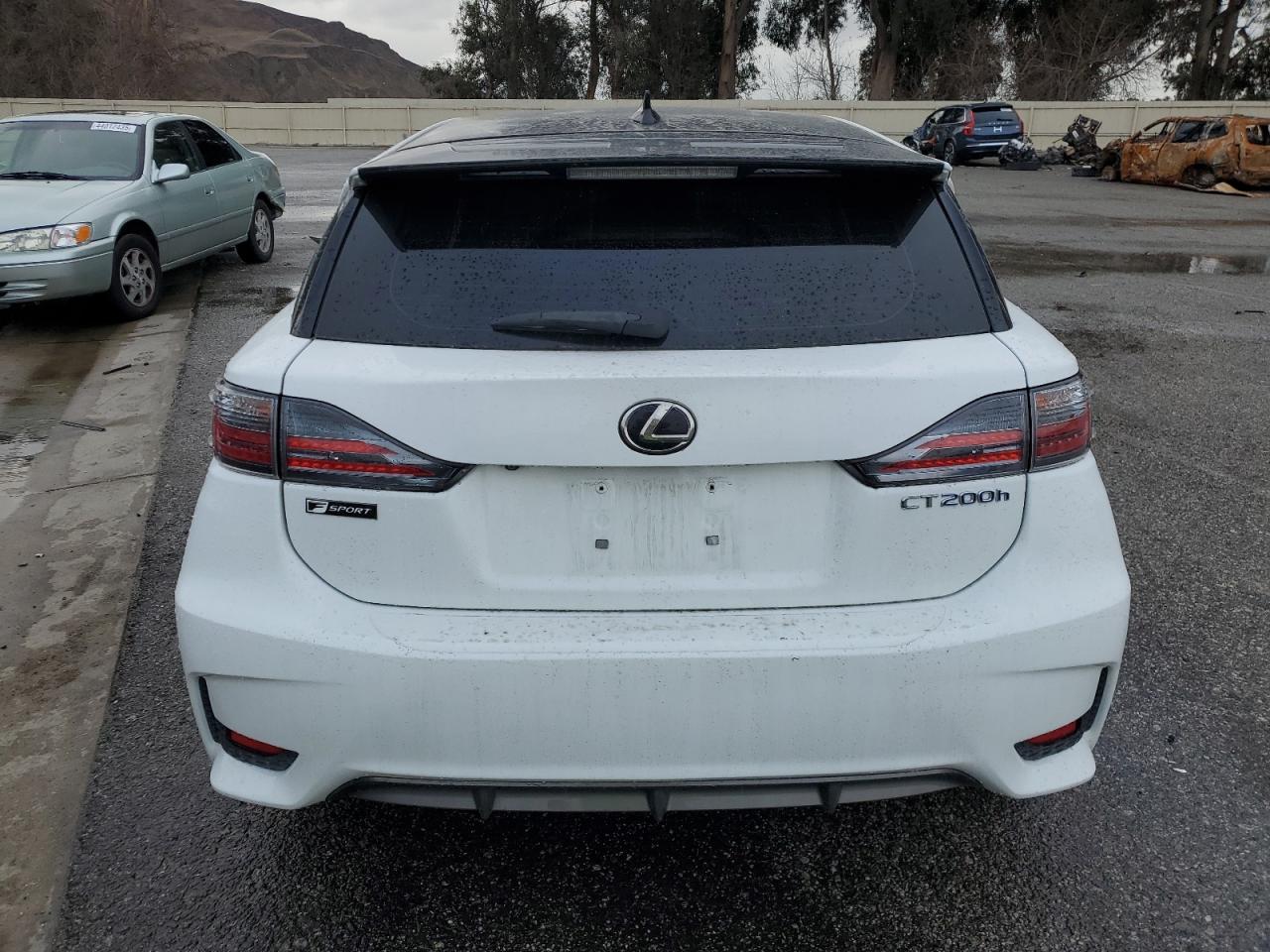2016 Lexus CT - Image 6