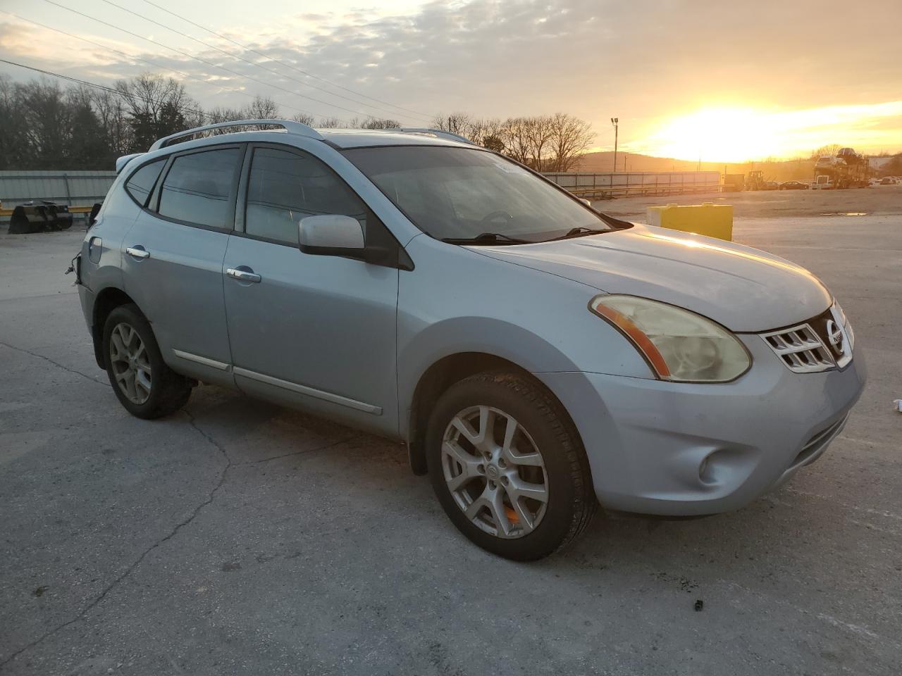 2011 Nissan Rogue - Image 4