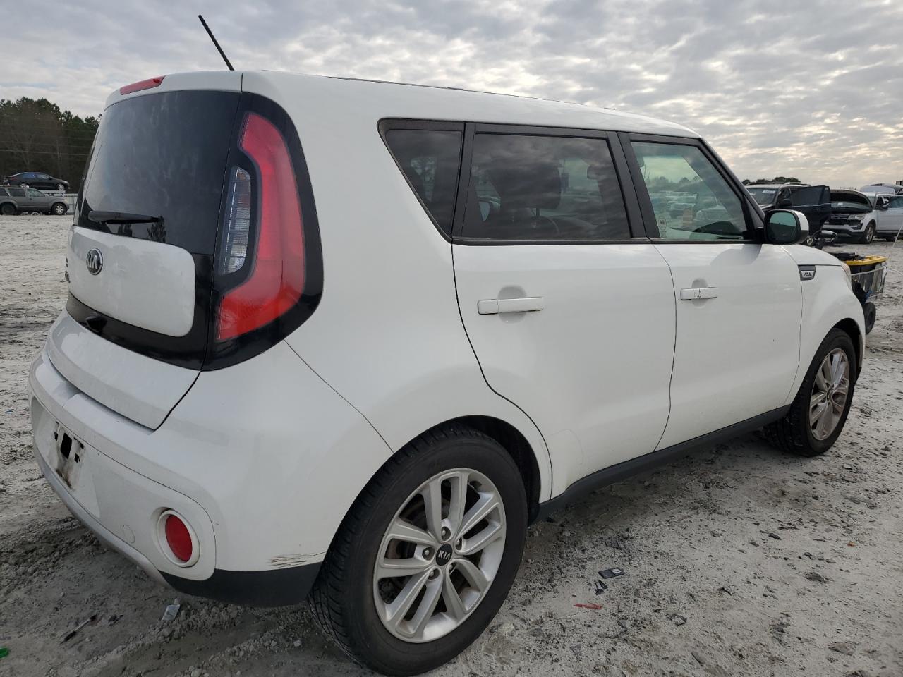 2017 Kia Soul - Image 3