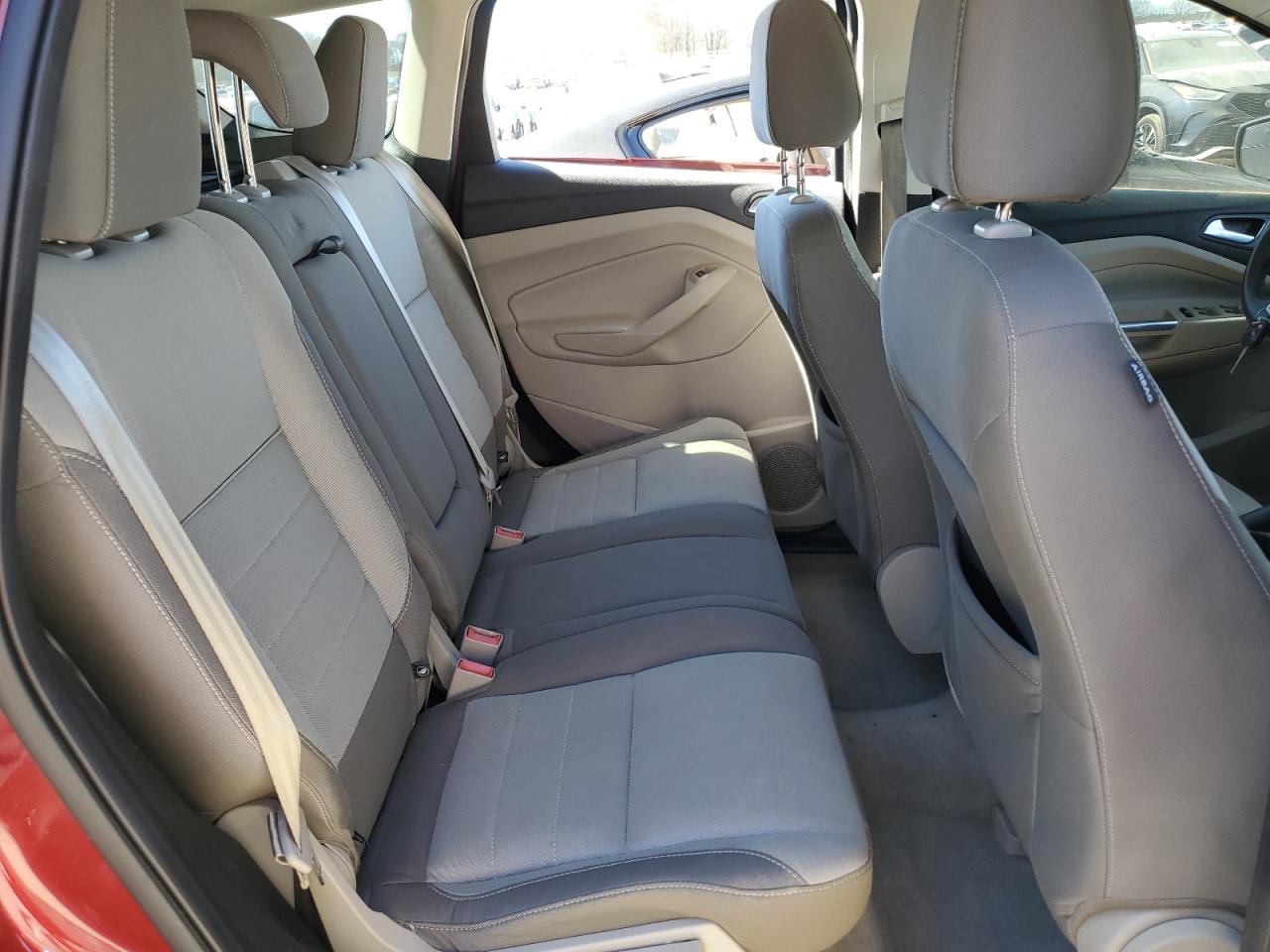 2015 Ford Escape - Image 11