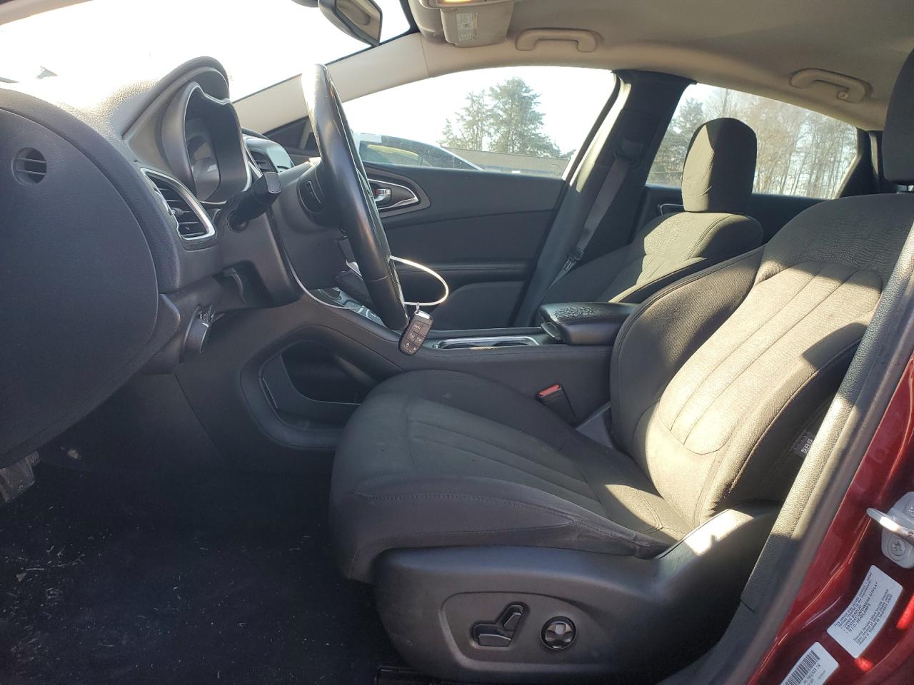 2016 Chrysler 200 VIN: 1C3CCAB6GN103463 Lot: 46676285