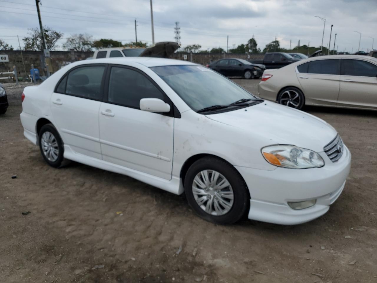 2003 Toyota Corolla - Image 4