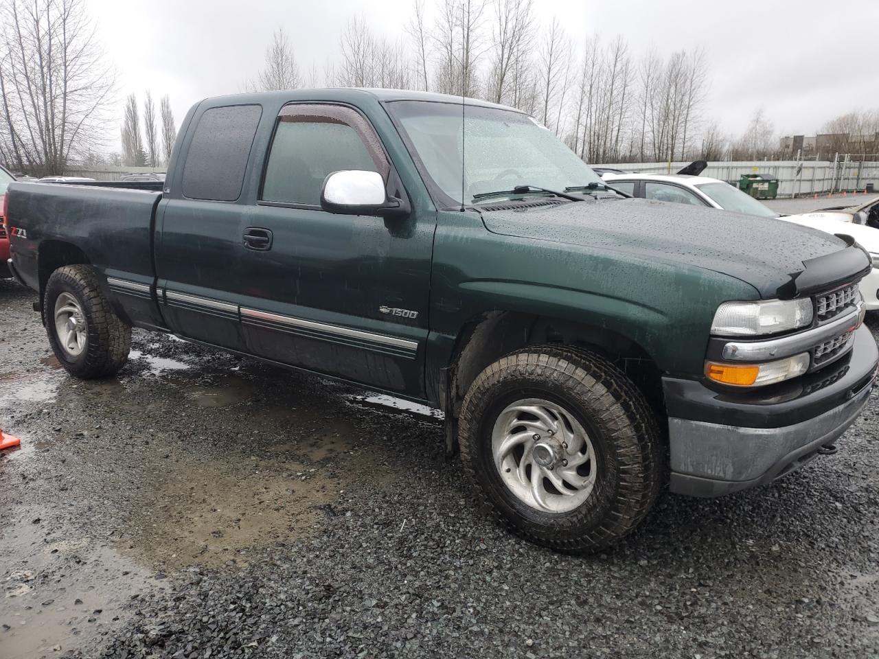 2001 Chevrolet Silverado - Image 4