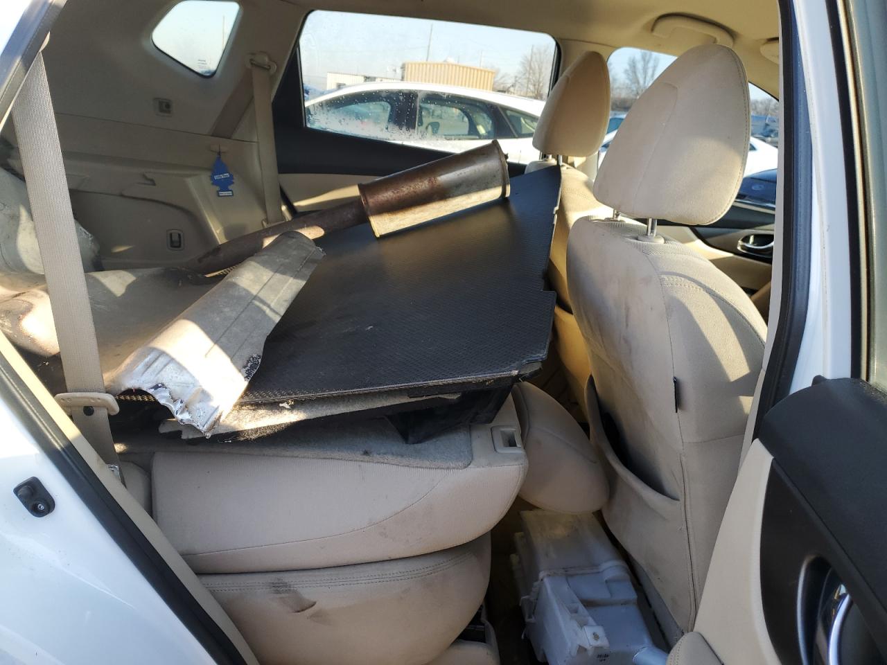 2014 Nissan Rogue - Image 11