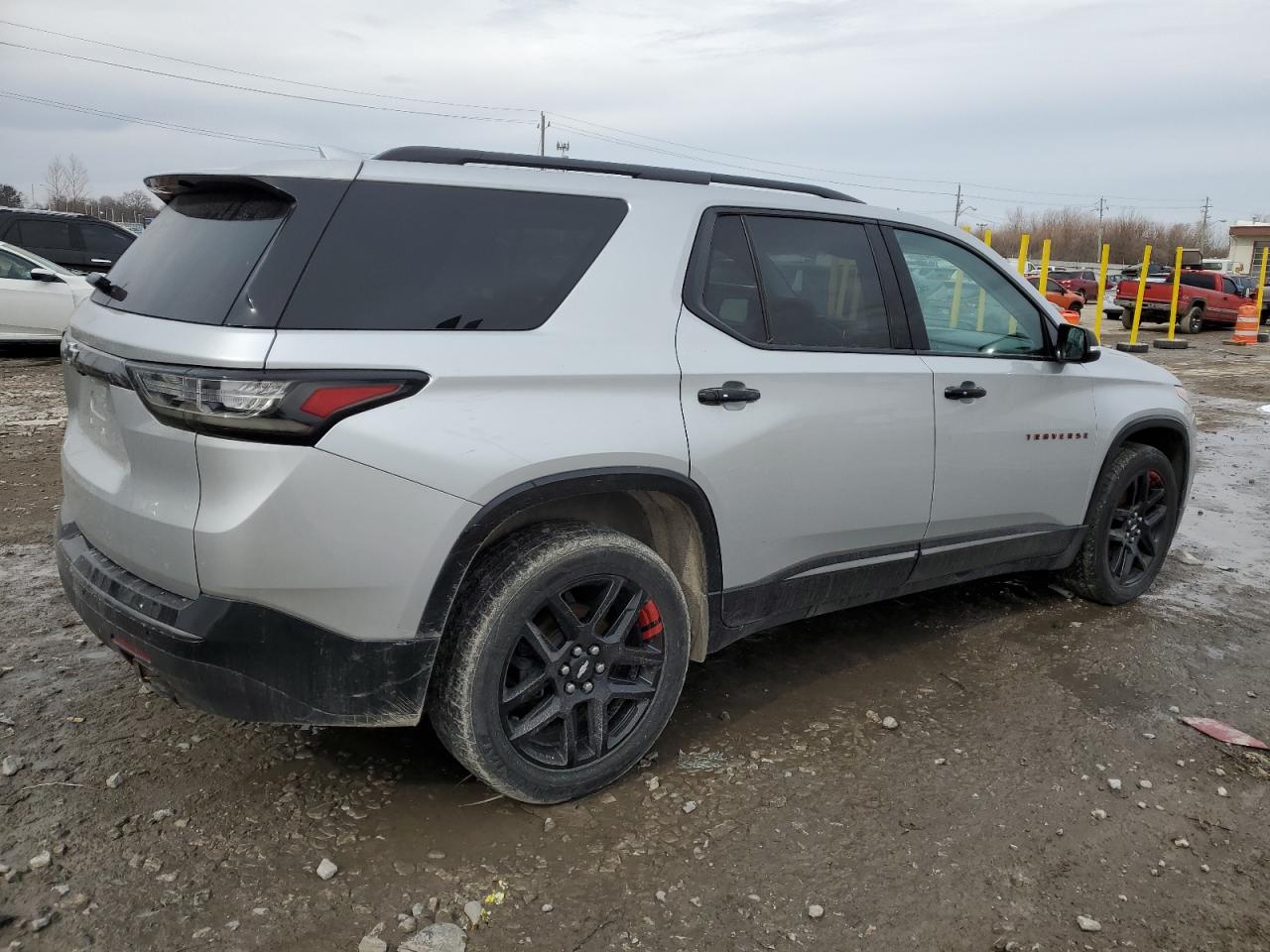 2018 Chevrolet Traverse - Image 3
