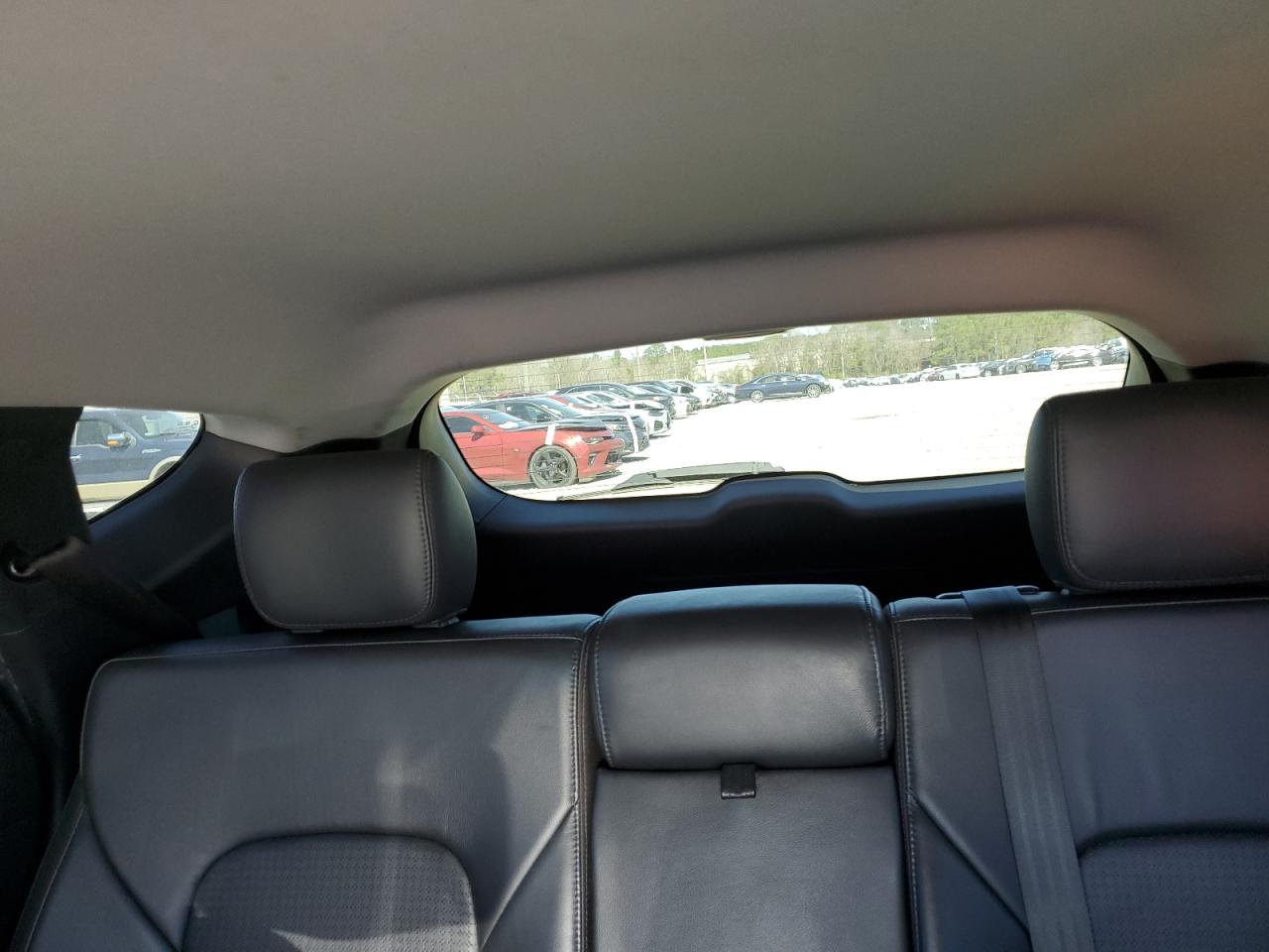 2014 Hyundai Santa Fe - Image 10