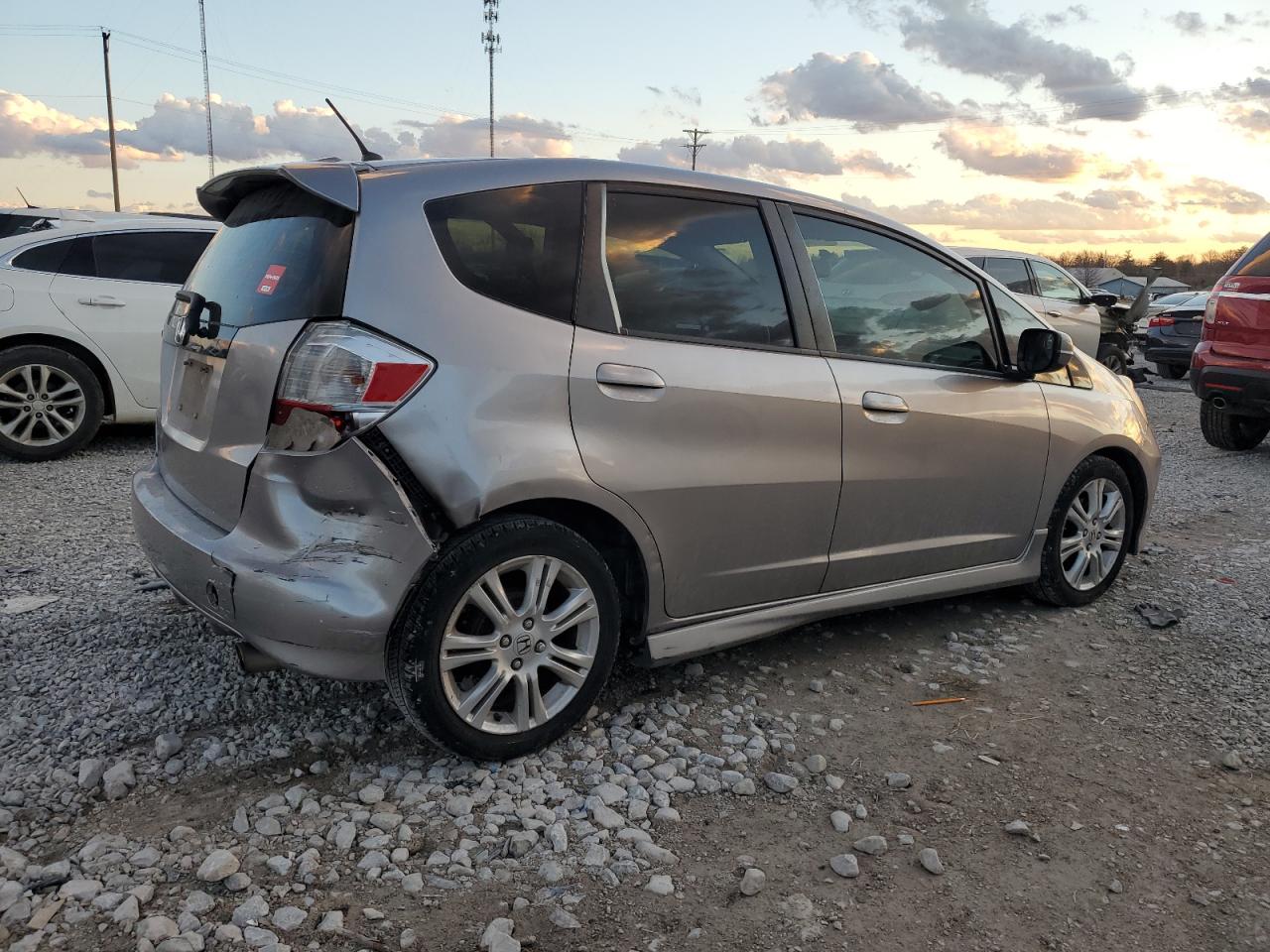 2010 Honda Fit - Image 3
