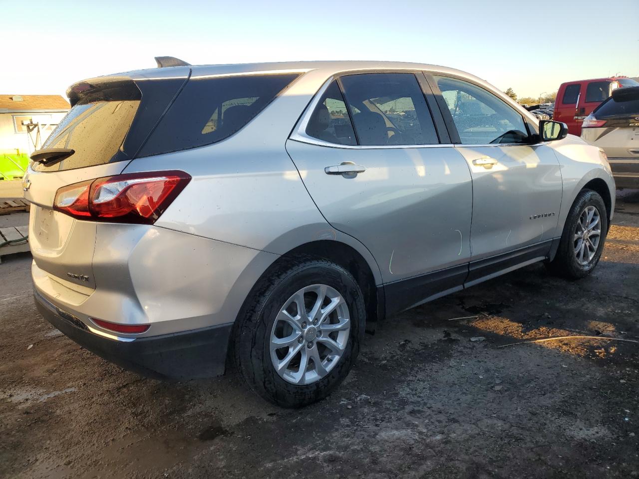 2021 Chevrolet Equinox - Image 3