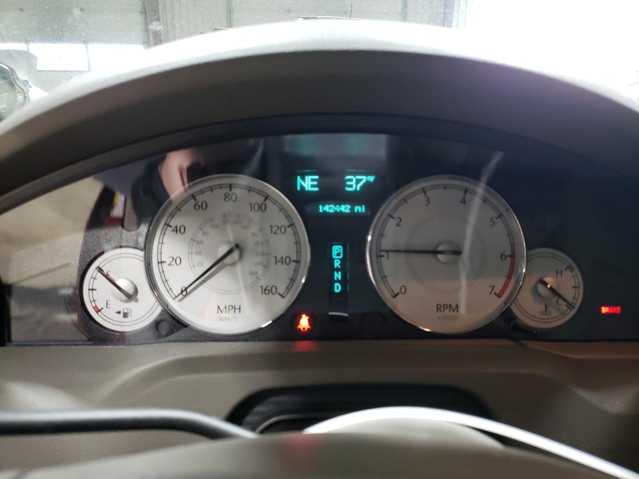 2007 Chrysler 300 - Image 9