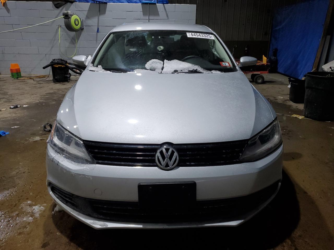 2014 Volkswagen Jetta - Image 5