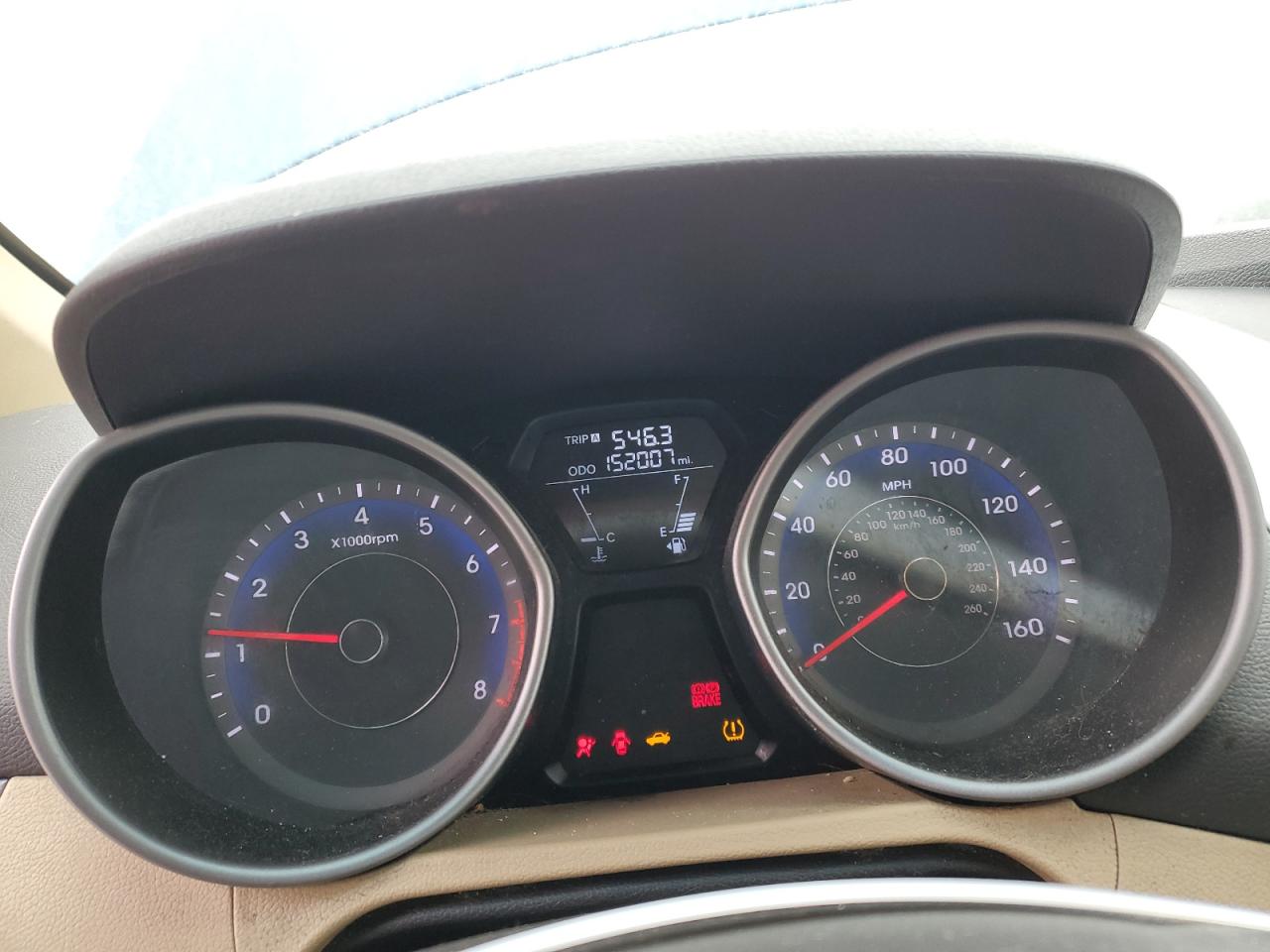 2013 Hyundai Elantra - Image 9