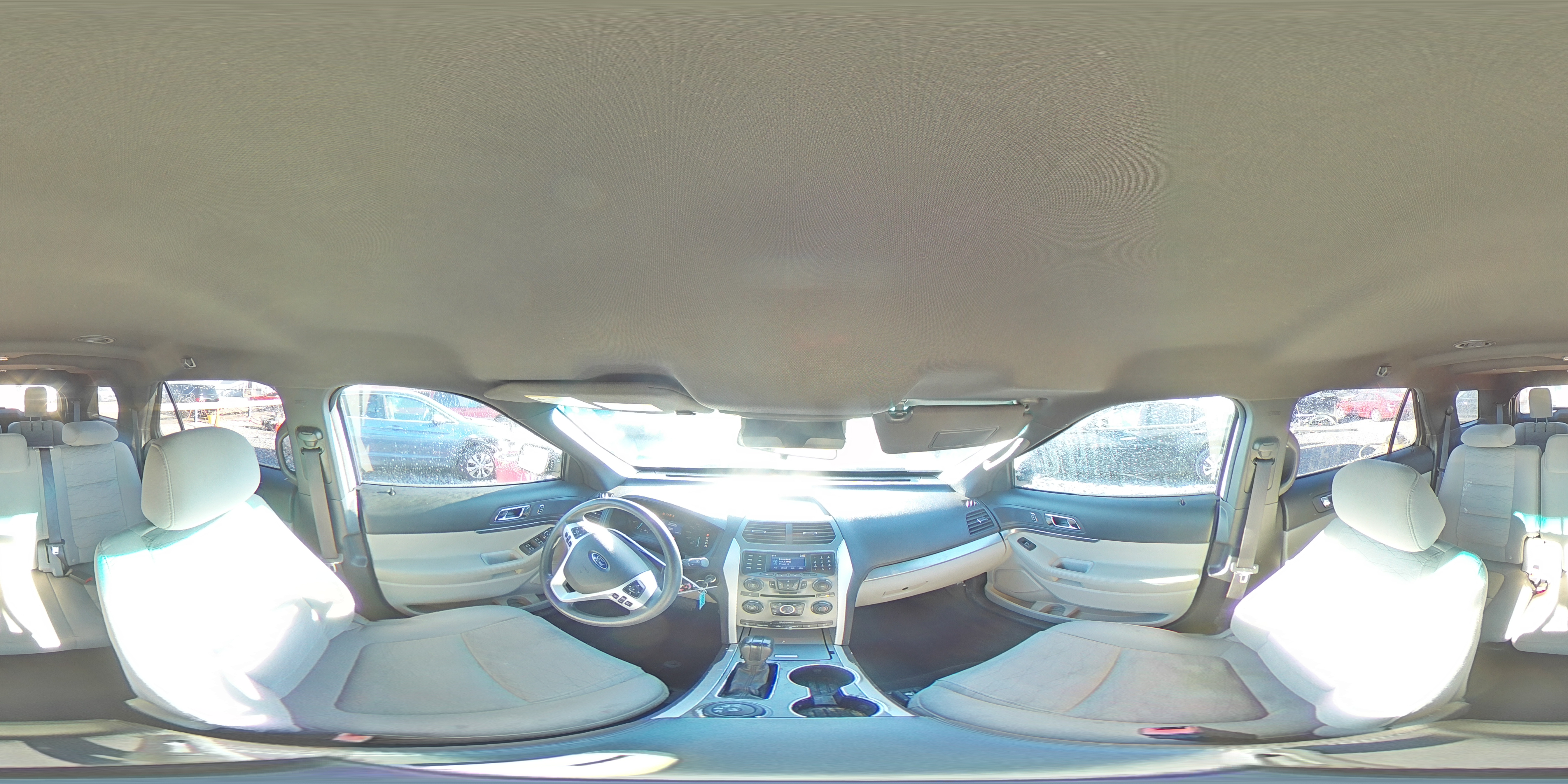 2015 Ford Explorer - Image 15