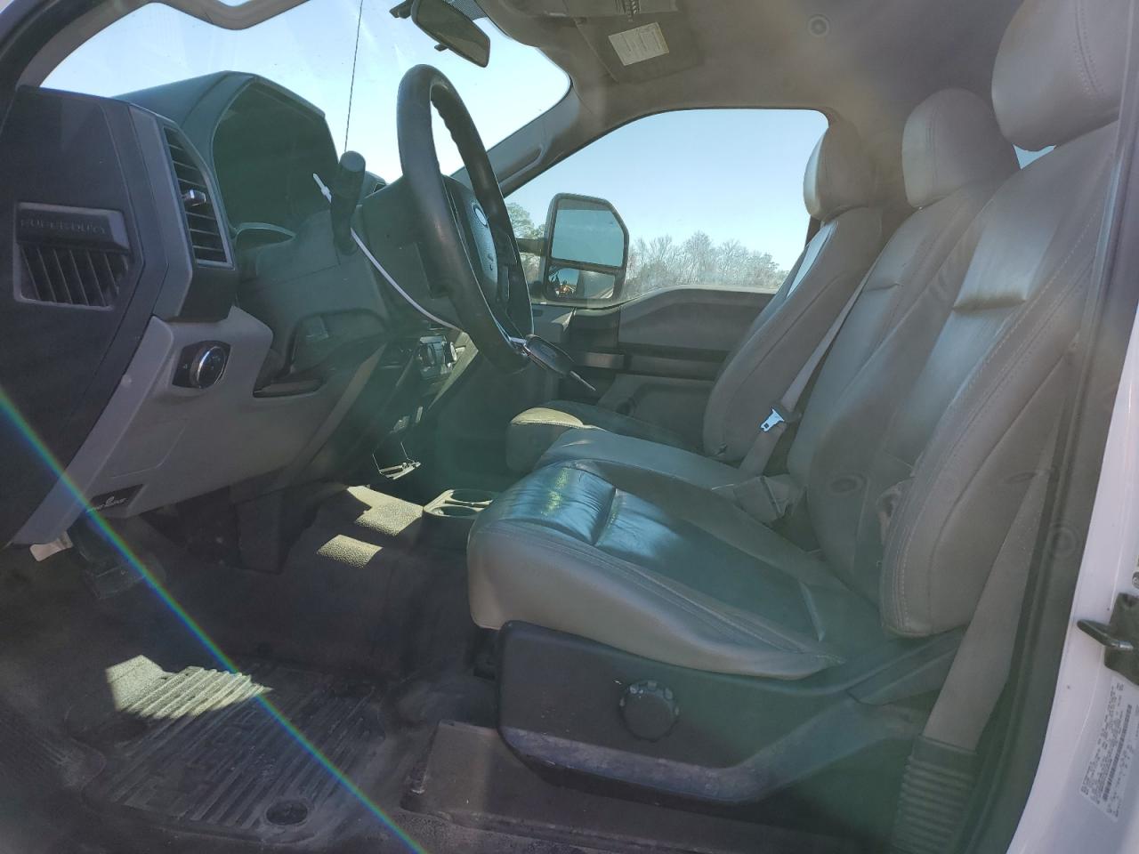 2018 Ford F350 - Image 7