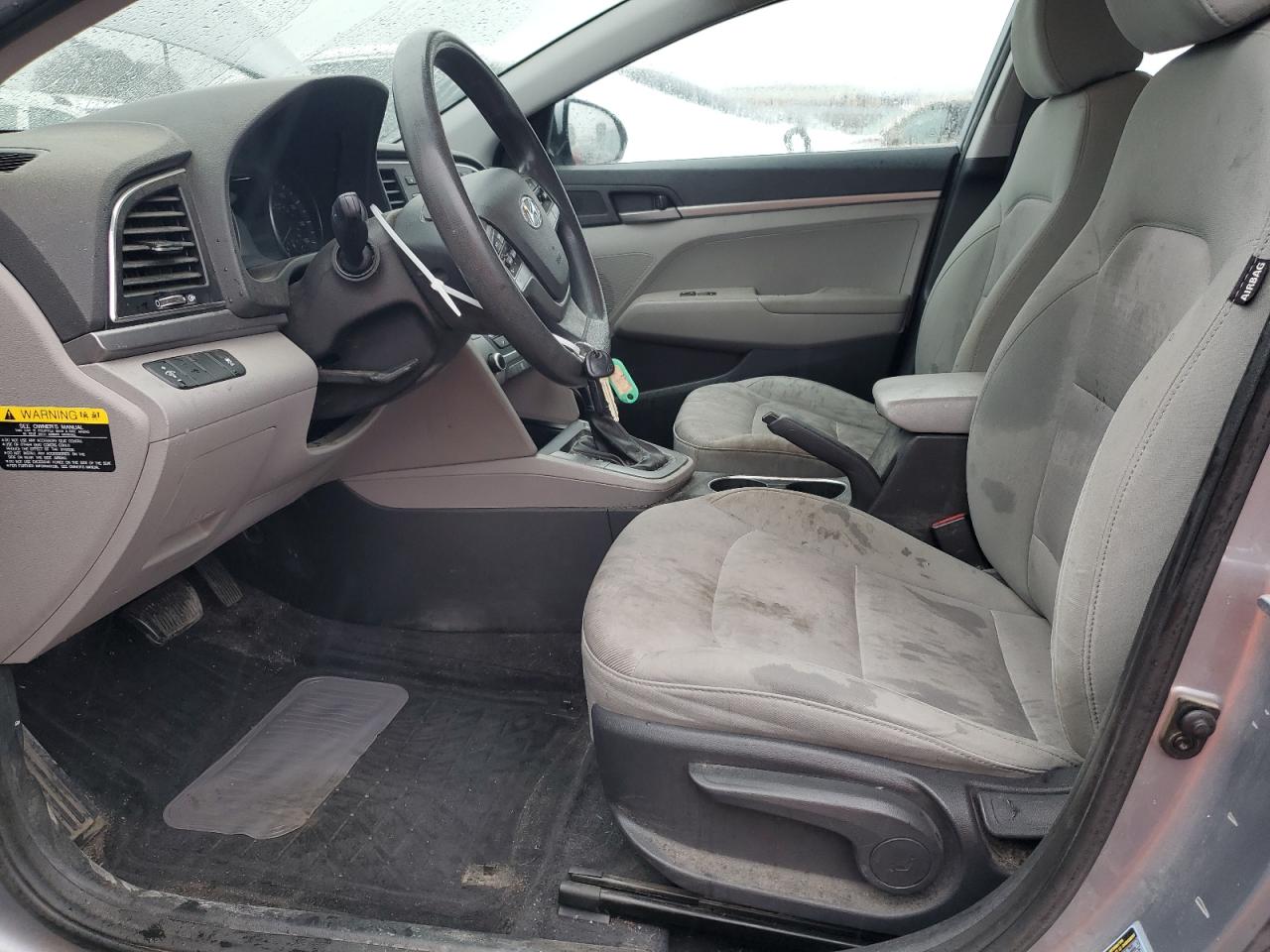2017 Hyundai Elantra - Image 7