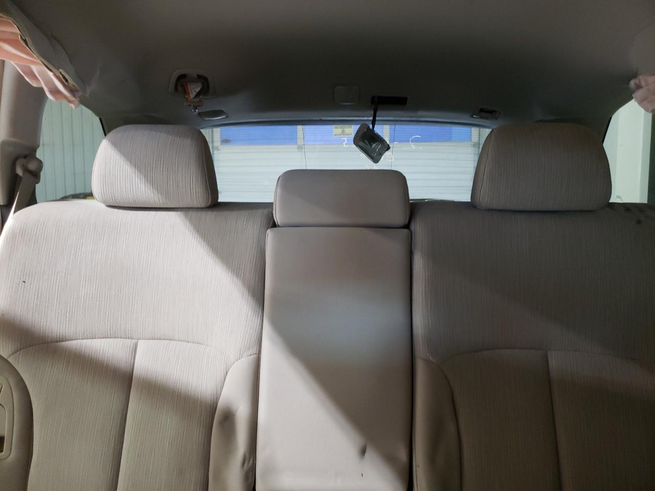 2014 Subaru Outback - Image 10