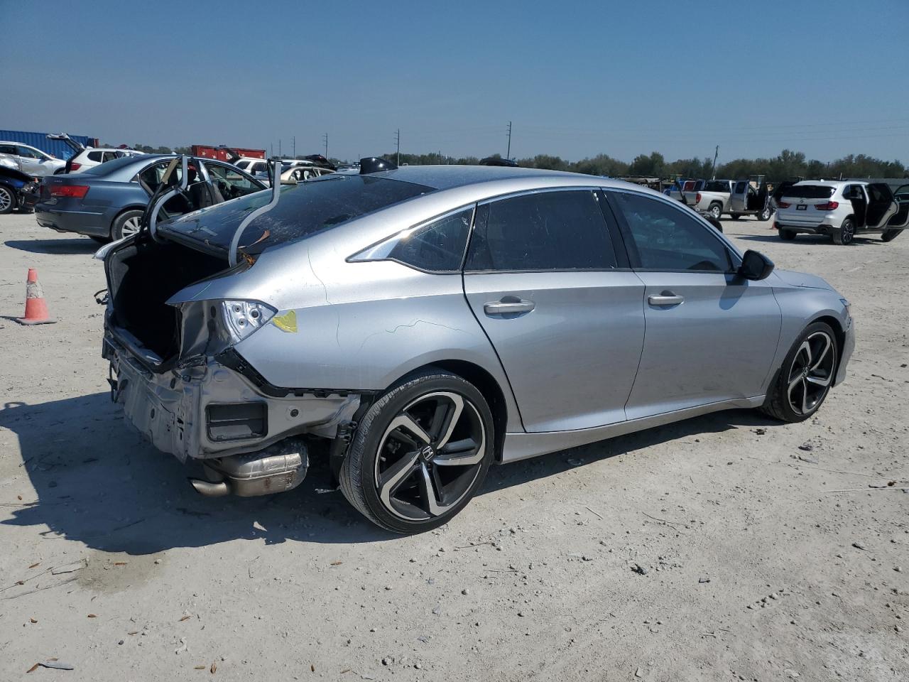 2022 Honda Accord - Image 3