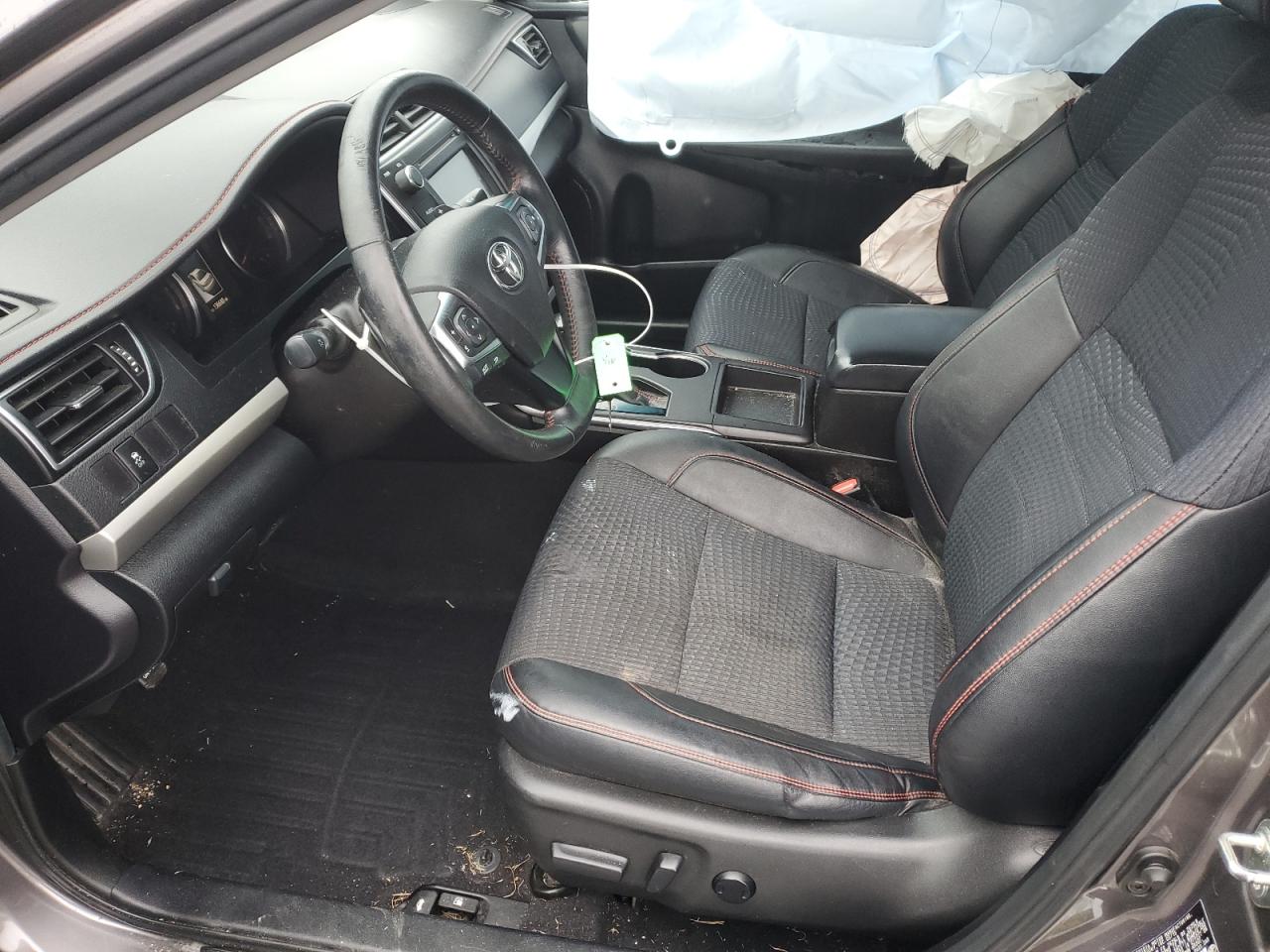2015 Toyota Camry - Image 7