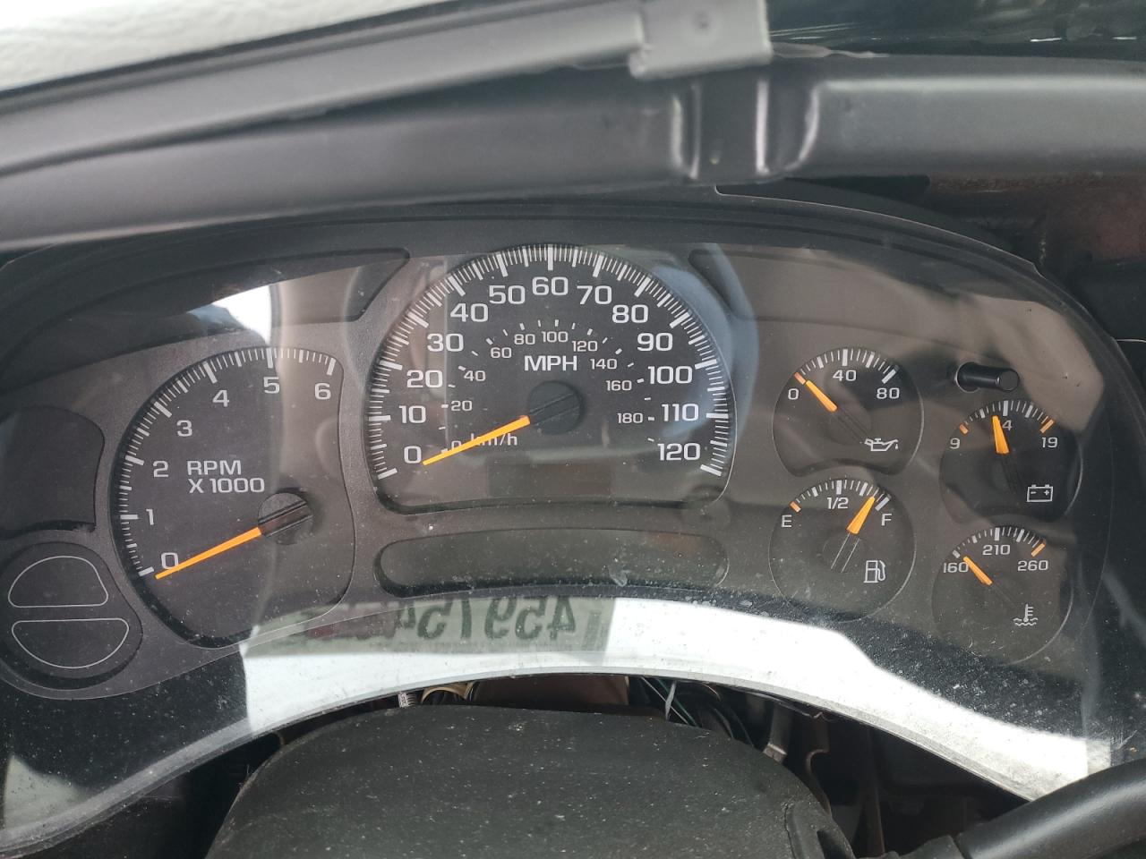 2004 GMC Sierra - Image 9