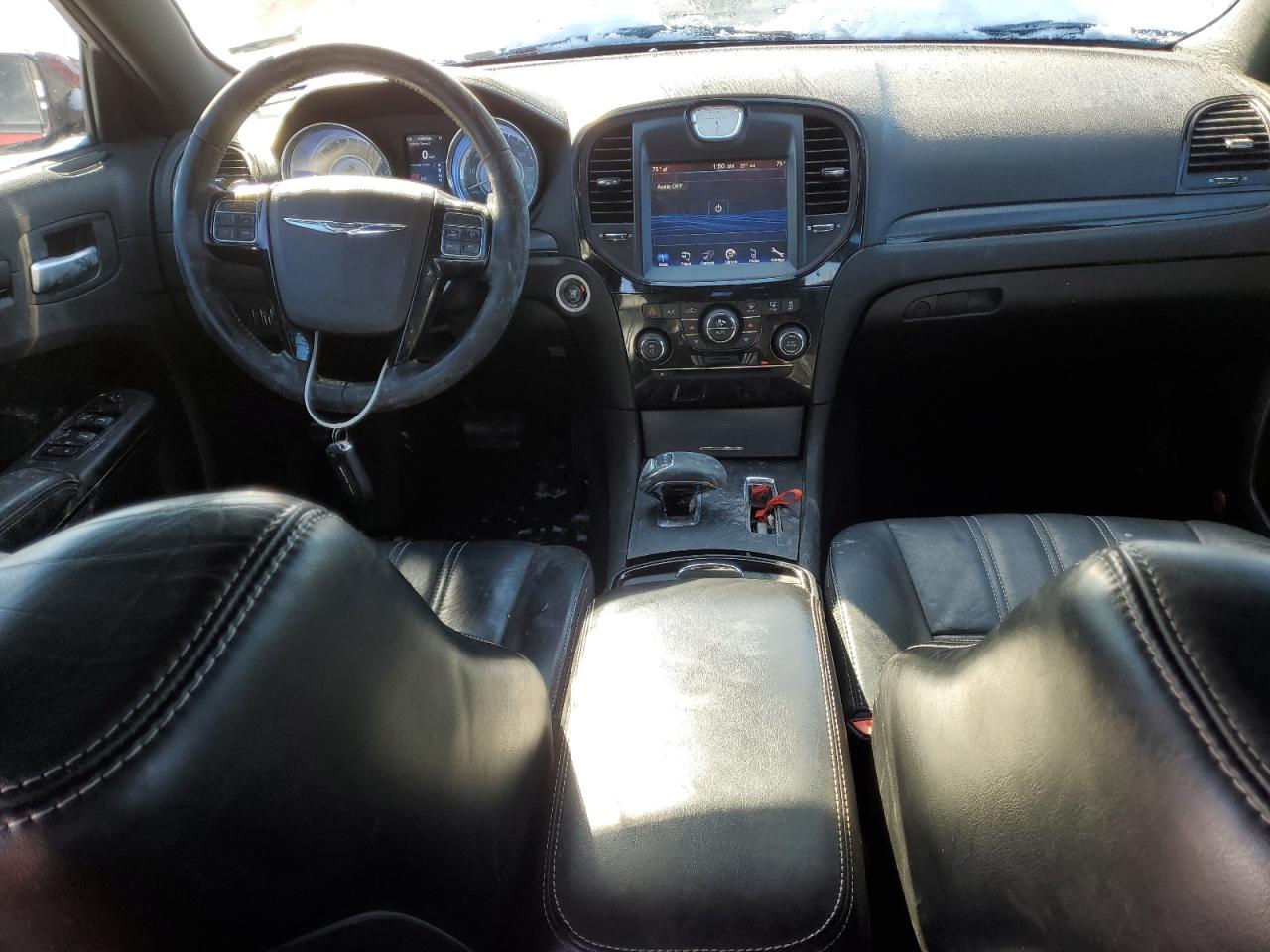 2014 Chrysler 300 - Image 8