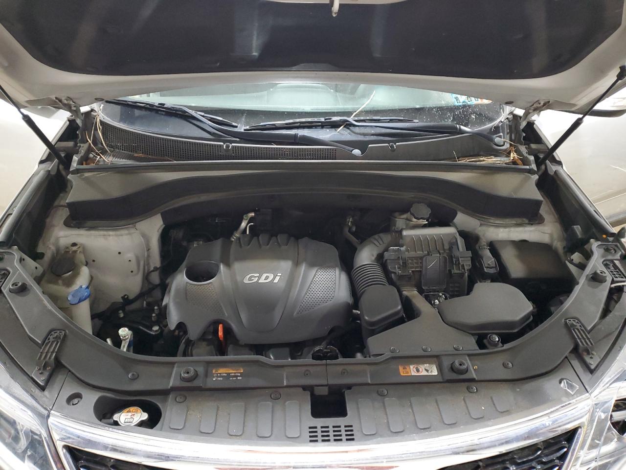 2014 Kia Sorento - Image 13